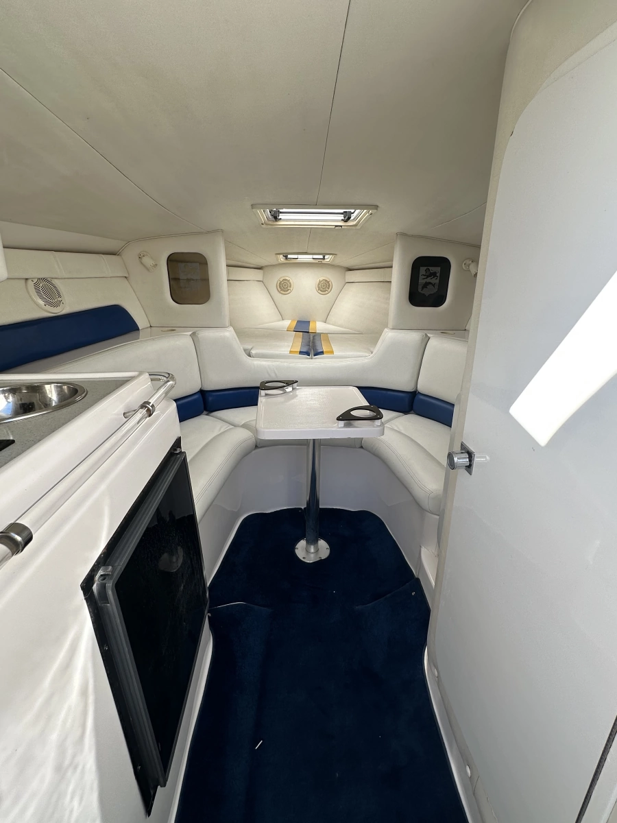 Maori III 33ft Donzi Yacht For Sale