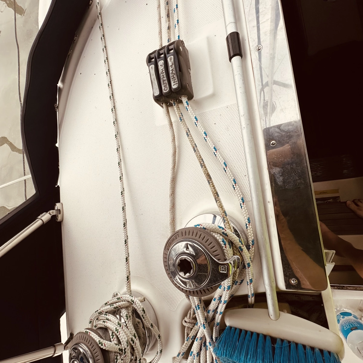 2002 Hunter 356