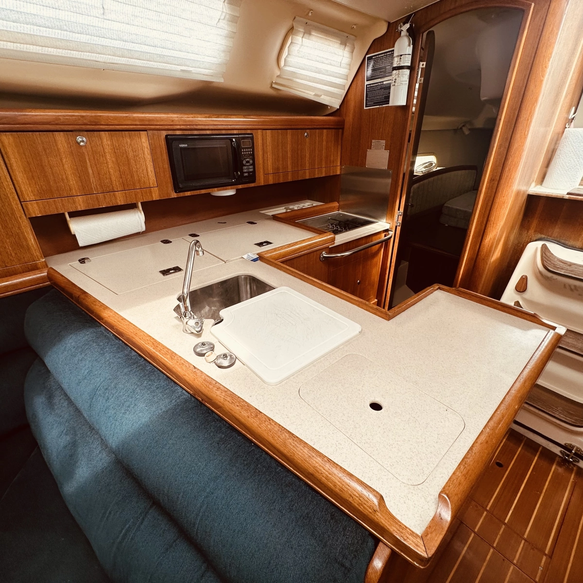 2002 Hunter 356