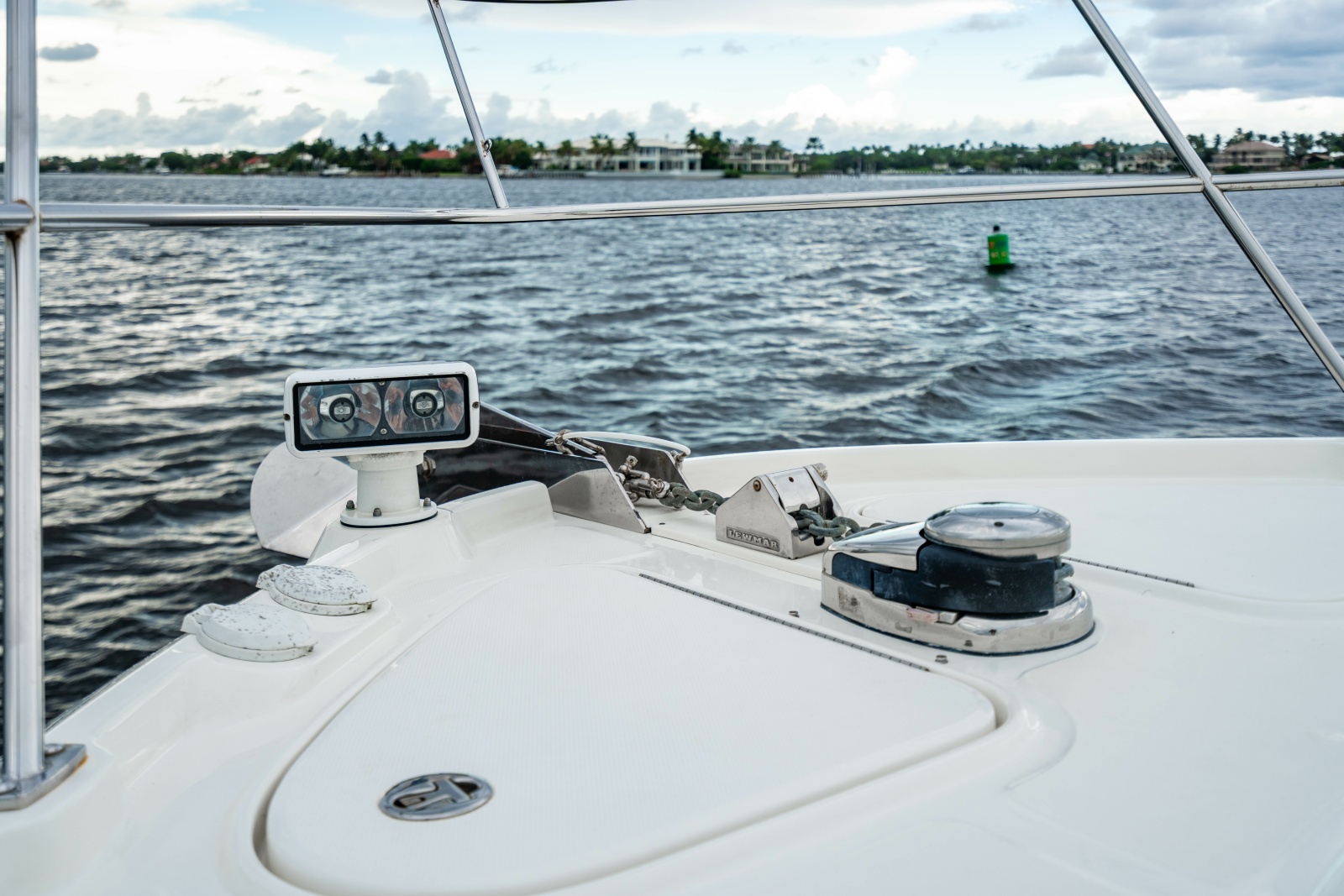 2017 Sea Ray L65