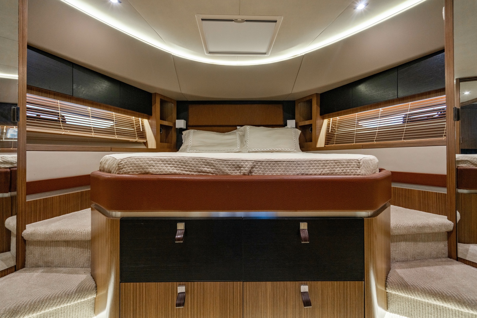 2017 Sea Ray L65