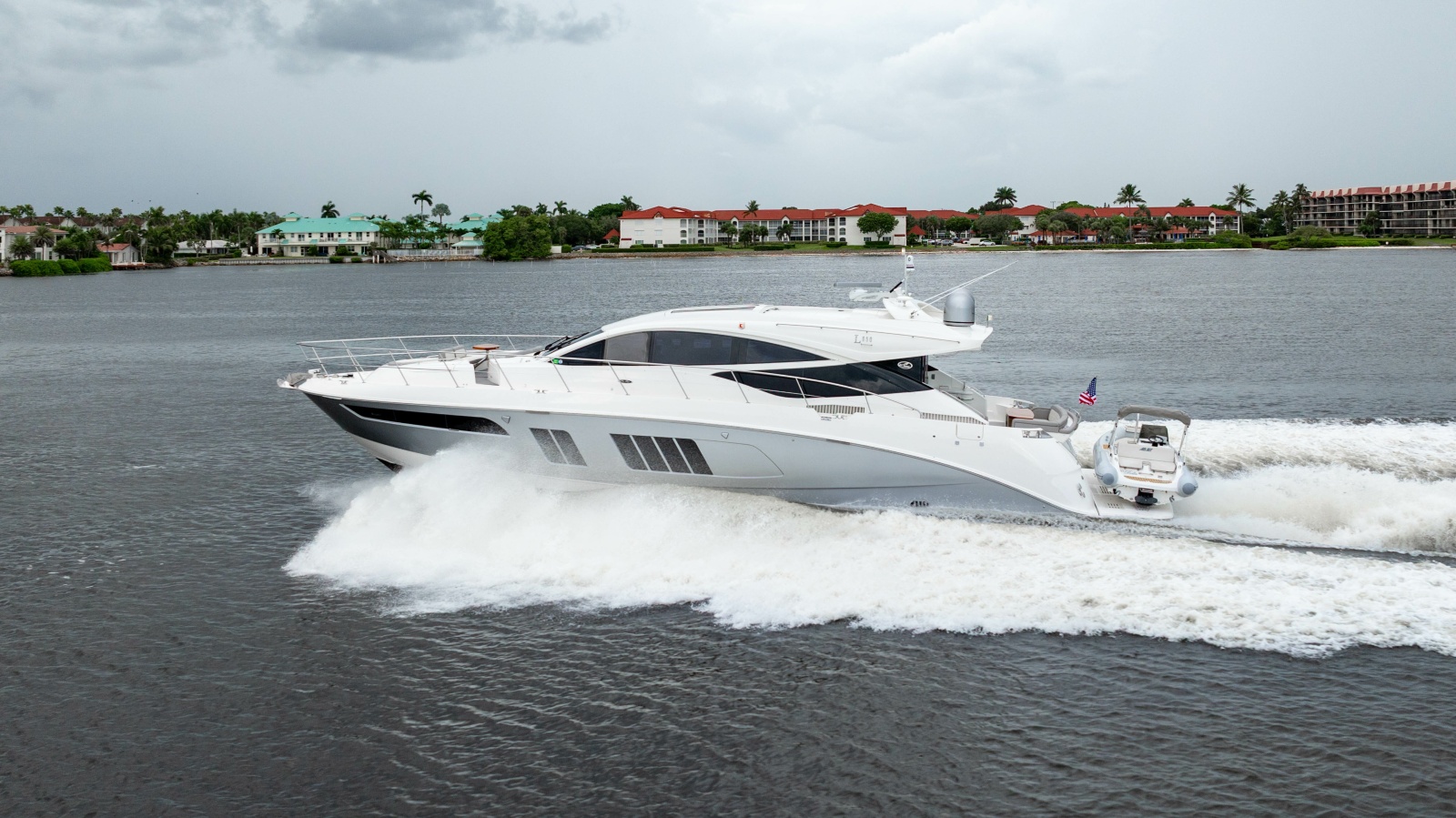2017 Sea Ray L65
