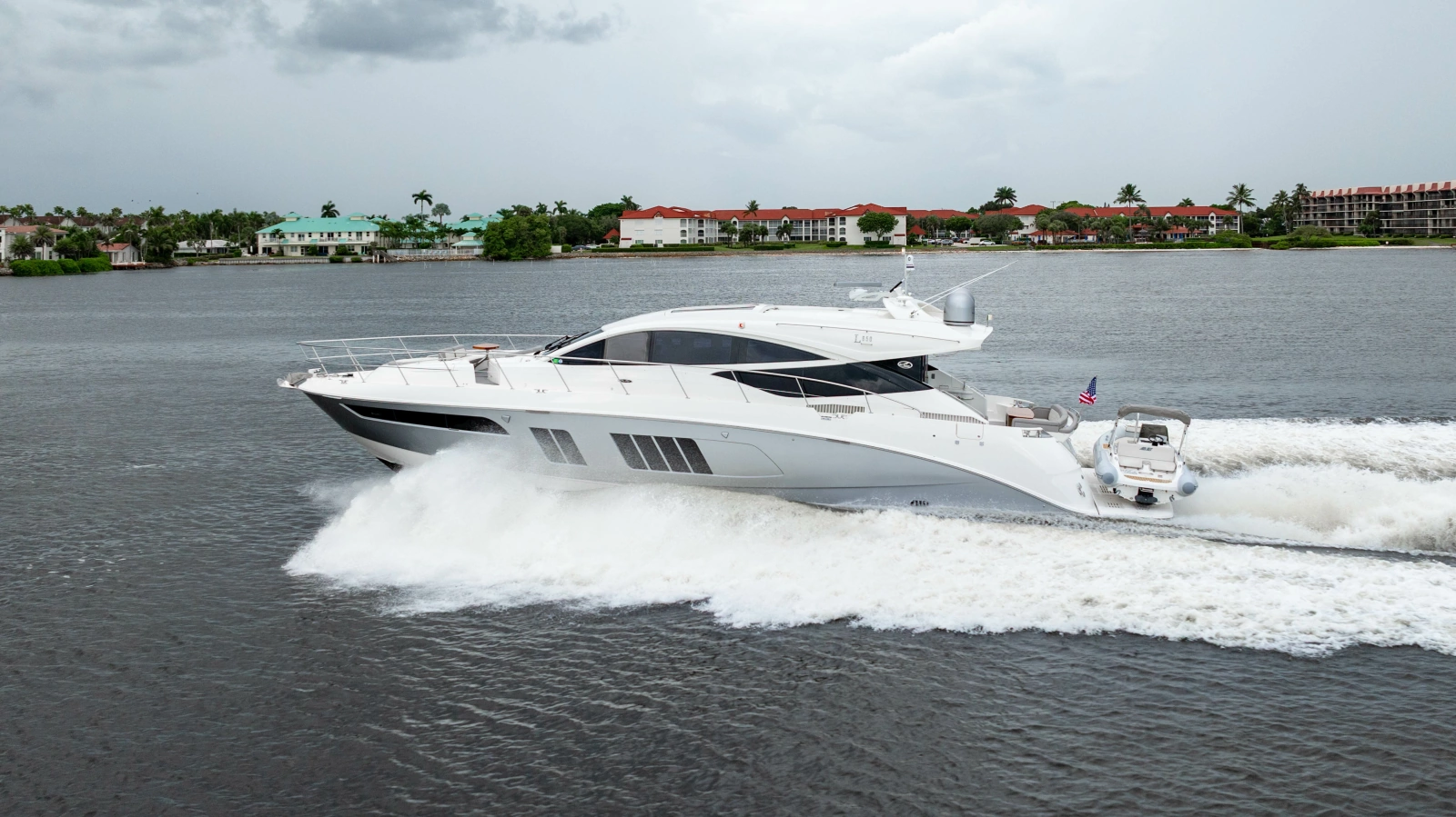 2017 Sea Ray L65