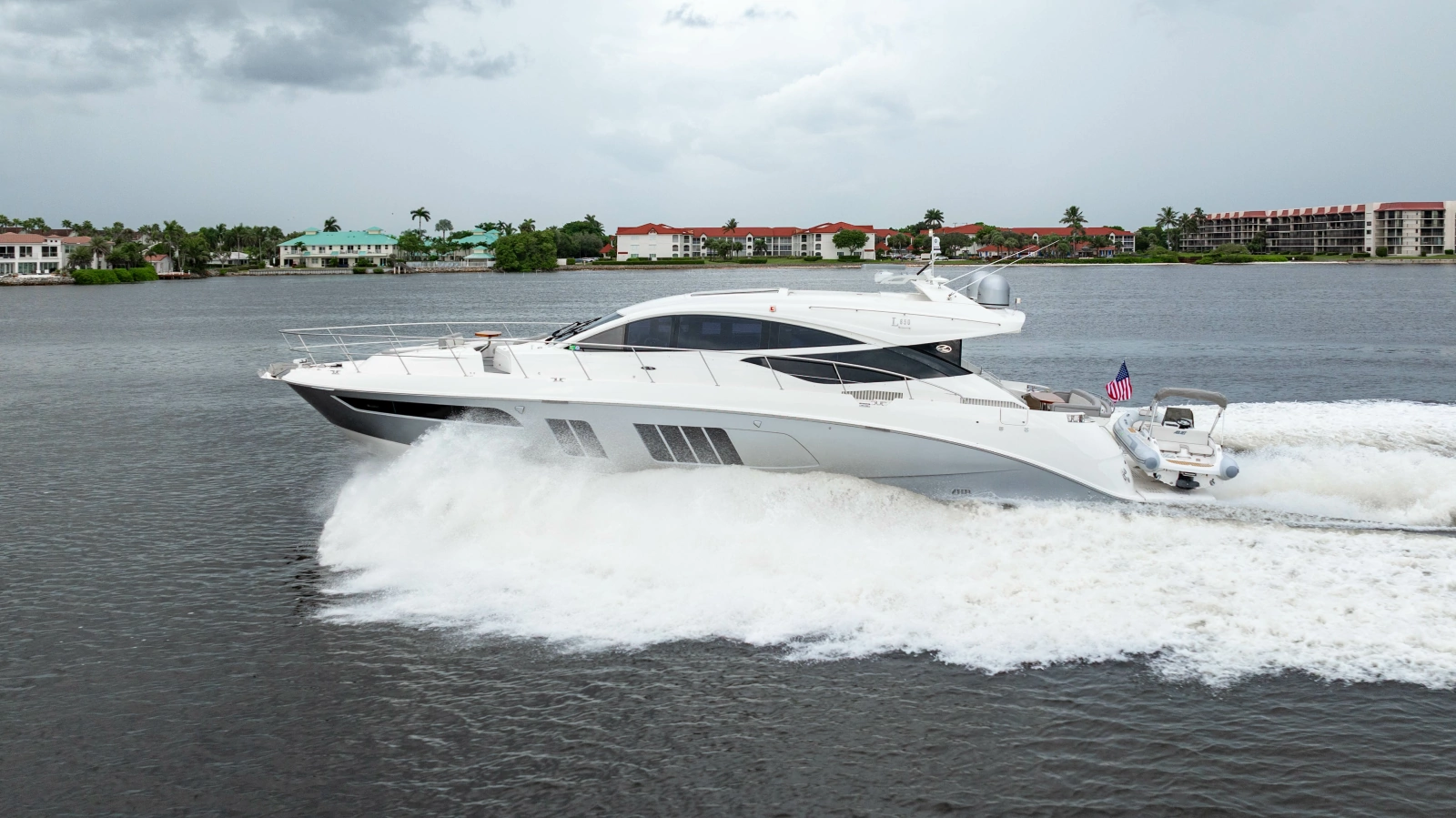 2017 Sea Ray L65