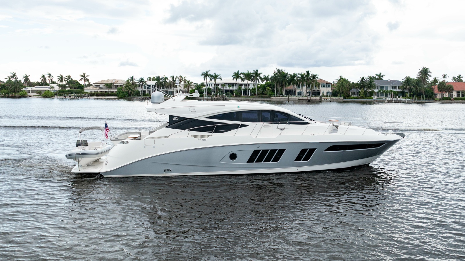 2017 Sea Ray L65