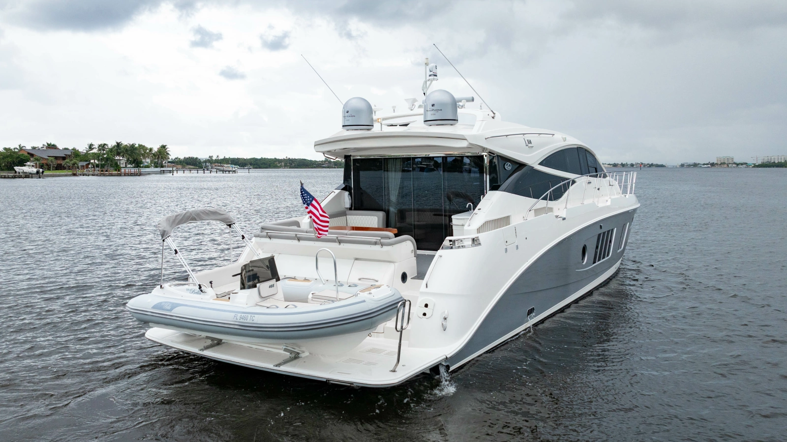 2017 Sea Ray L65