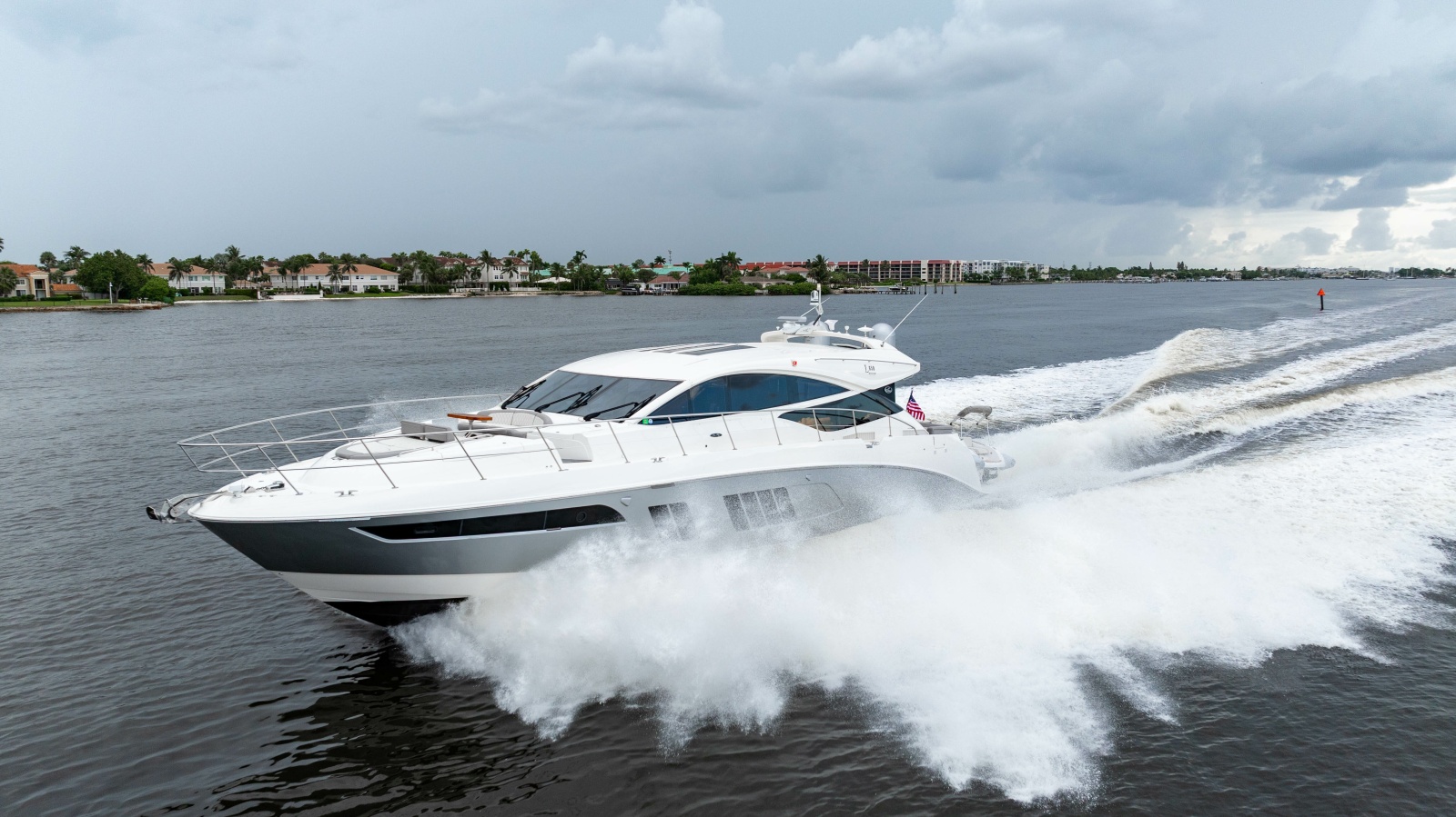 2017 Sea Ray L65