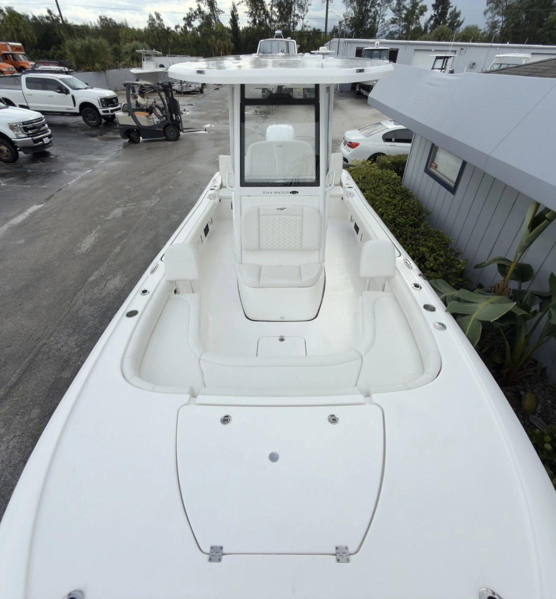 25ft Tidewater Yacht For Sale