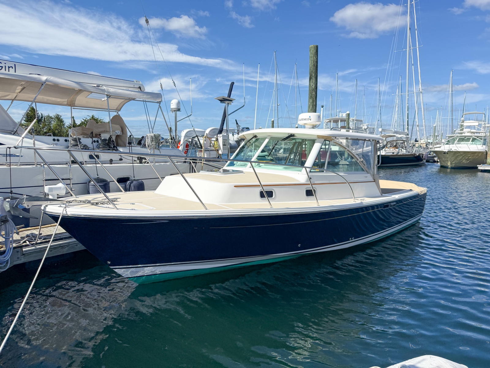 2004 Hunt Yachts SurfHunter 29