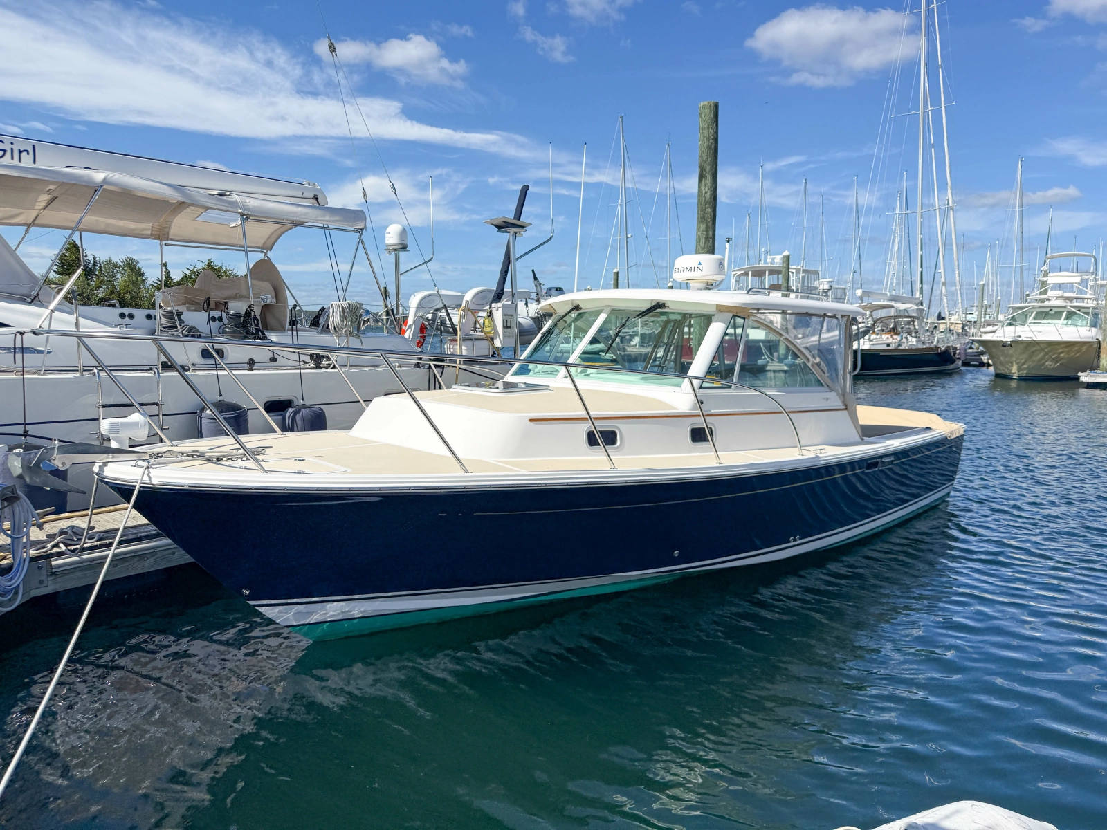 2004 Hunt Yachts SurfHunter 29