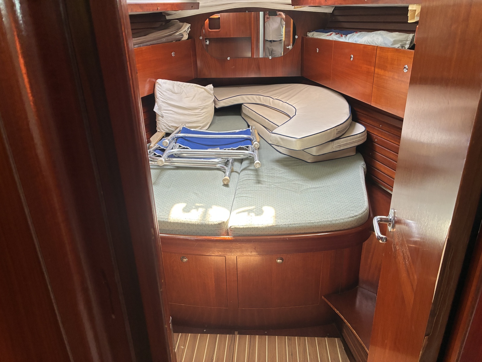 1995 Beneteau 44 Center Cockpit — Beneteau 44 Center Cockpit
