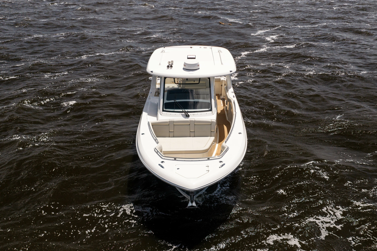 2021 Boston Whaler Realm