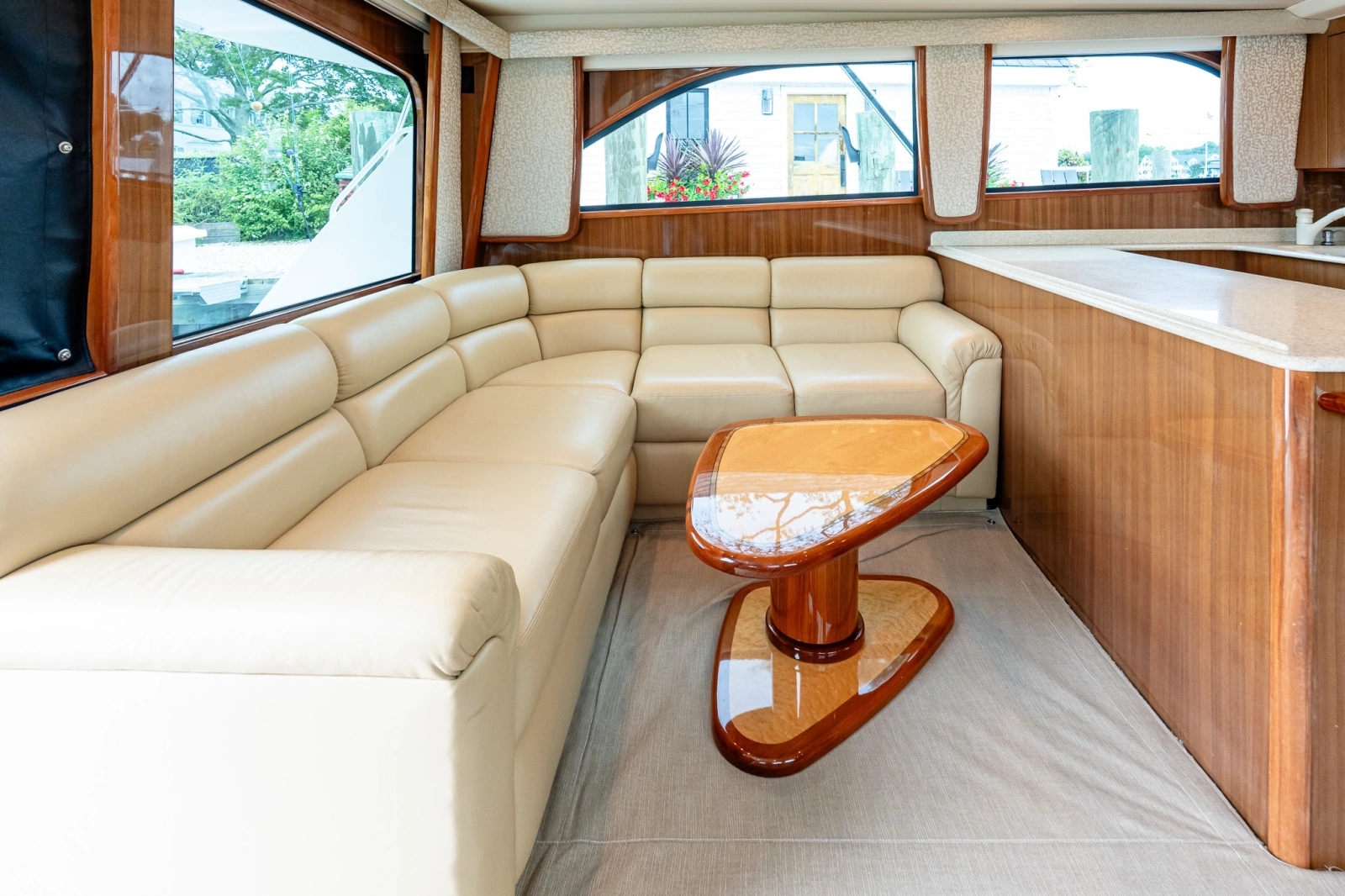 2007 Viking 48 Convertible