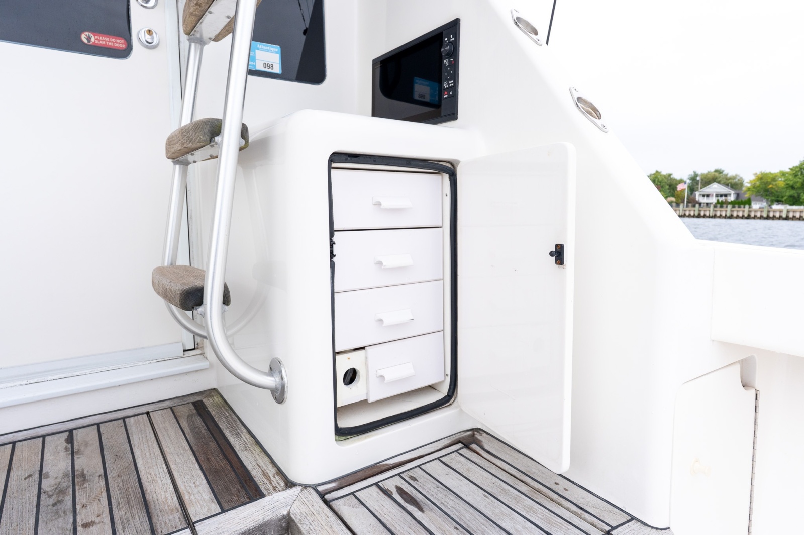 2007 Viking 48 Convertible