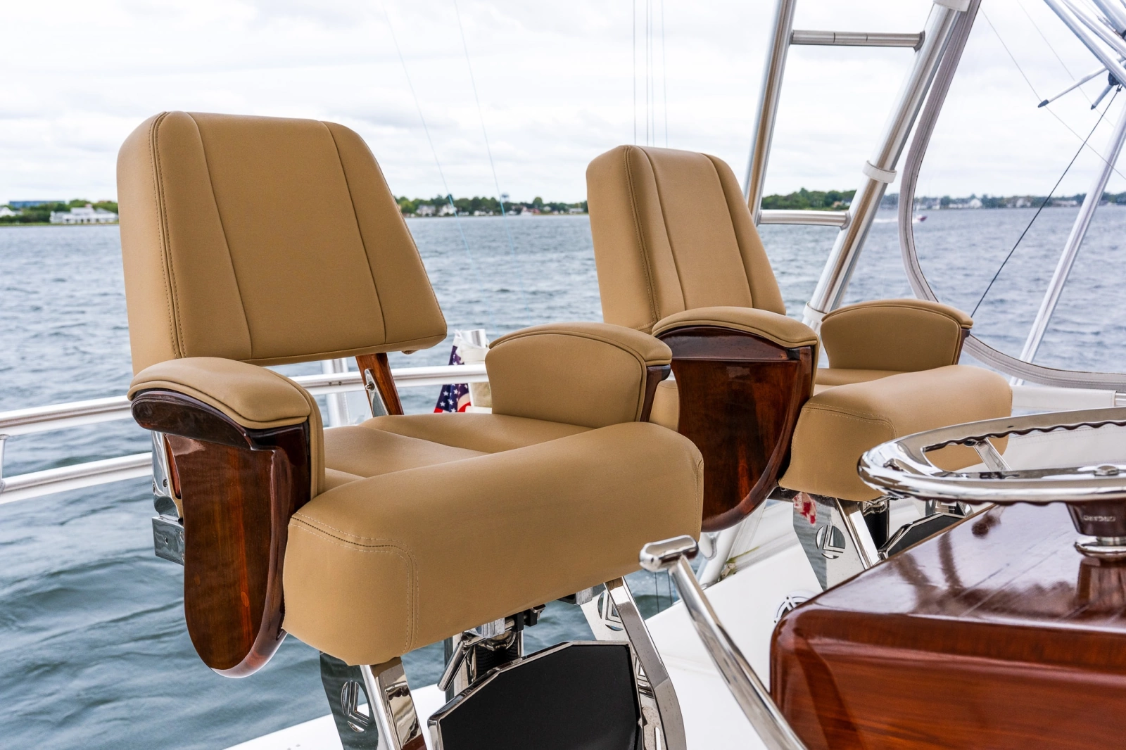 2007 Viking 48 Convertible