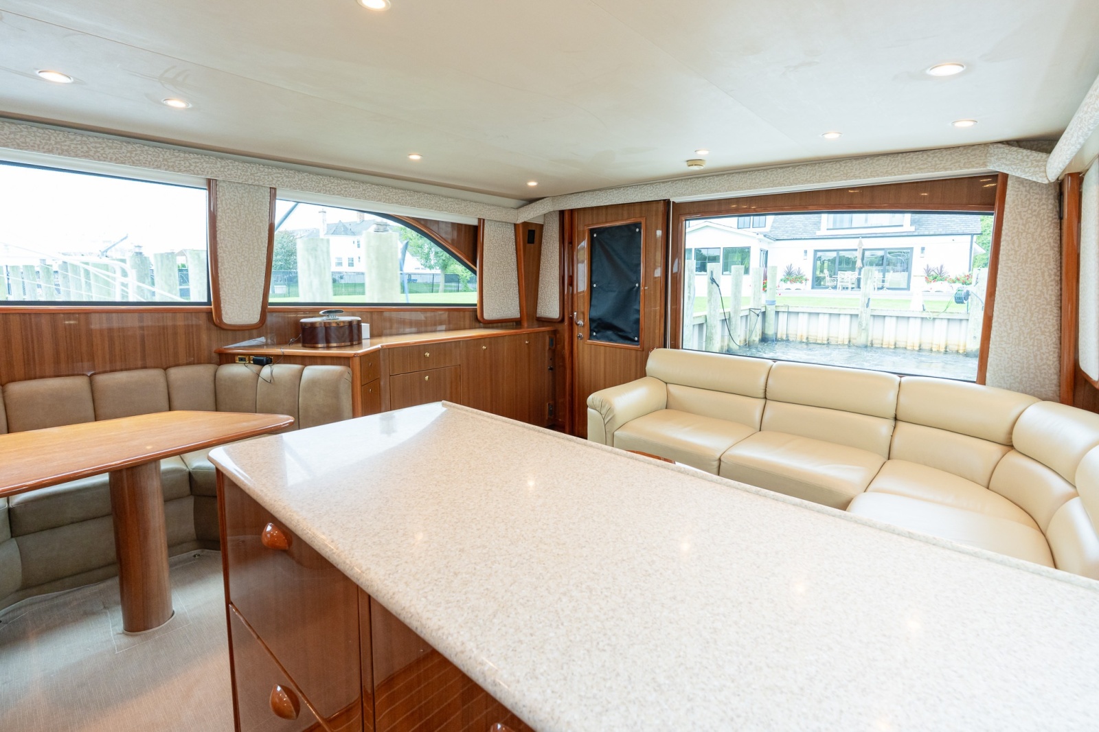2007 Viking 48 Convertible