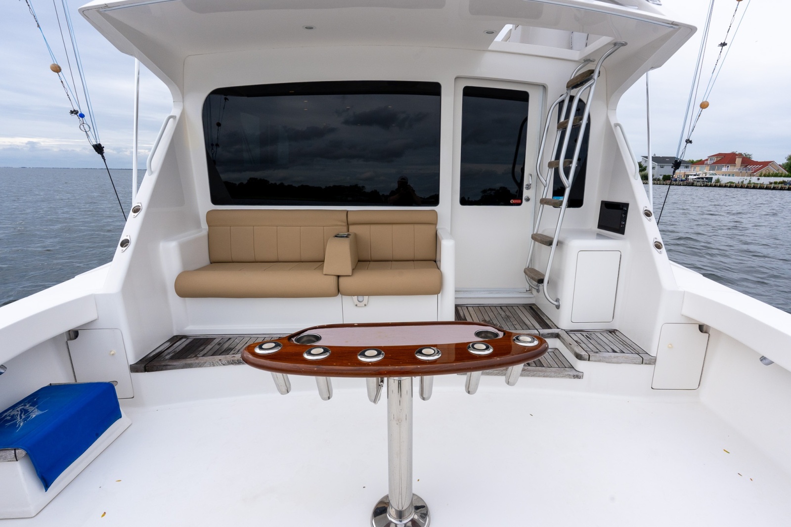 2007 Viking 48 Convertible