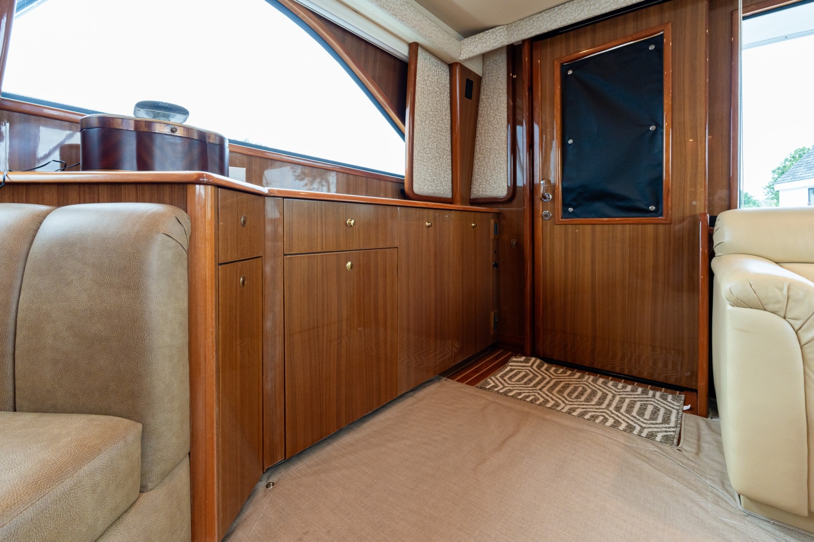 2007 Viking 48 Convertible