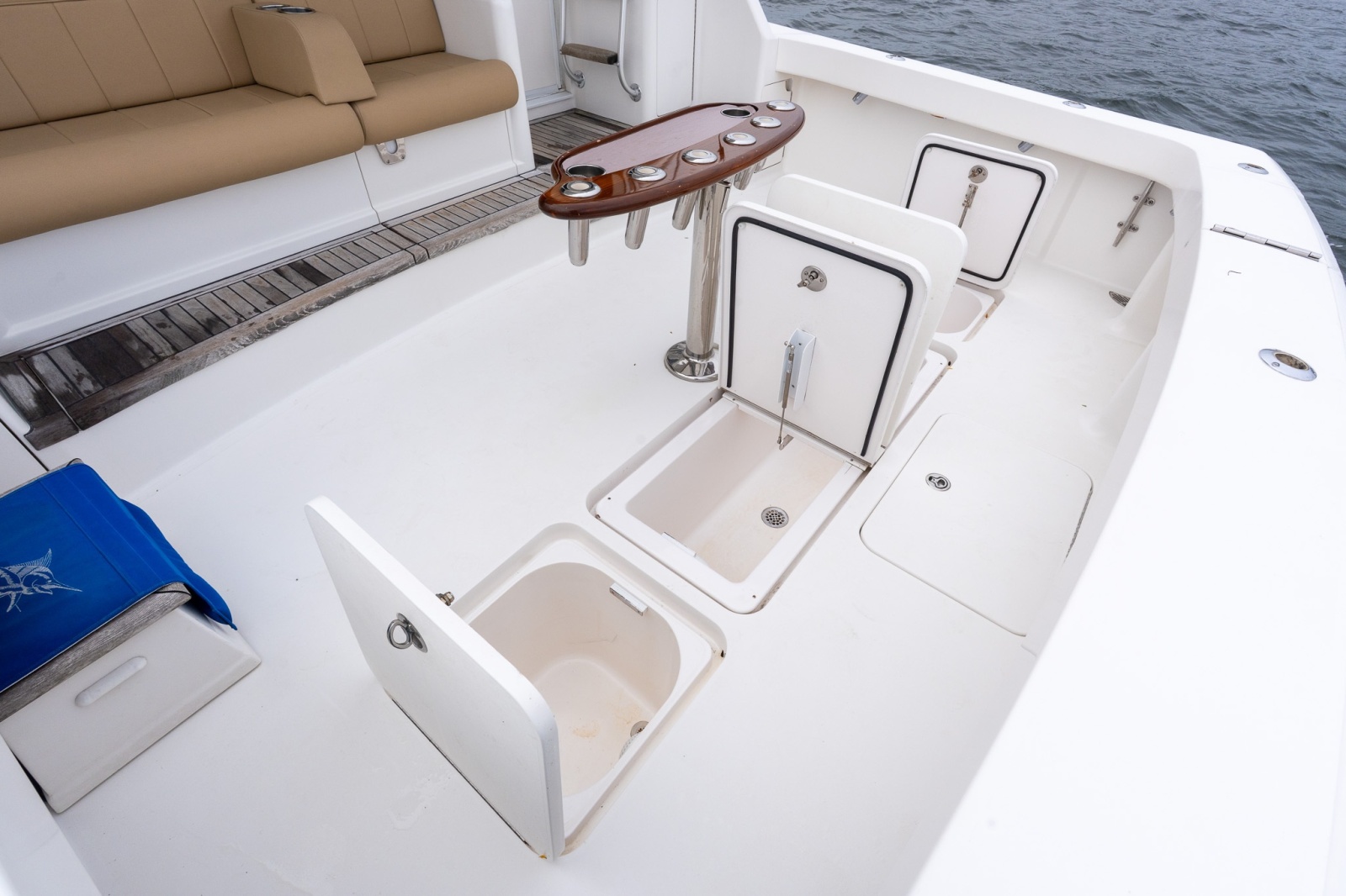 2007 Viking 48 Convertible