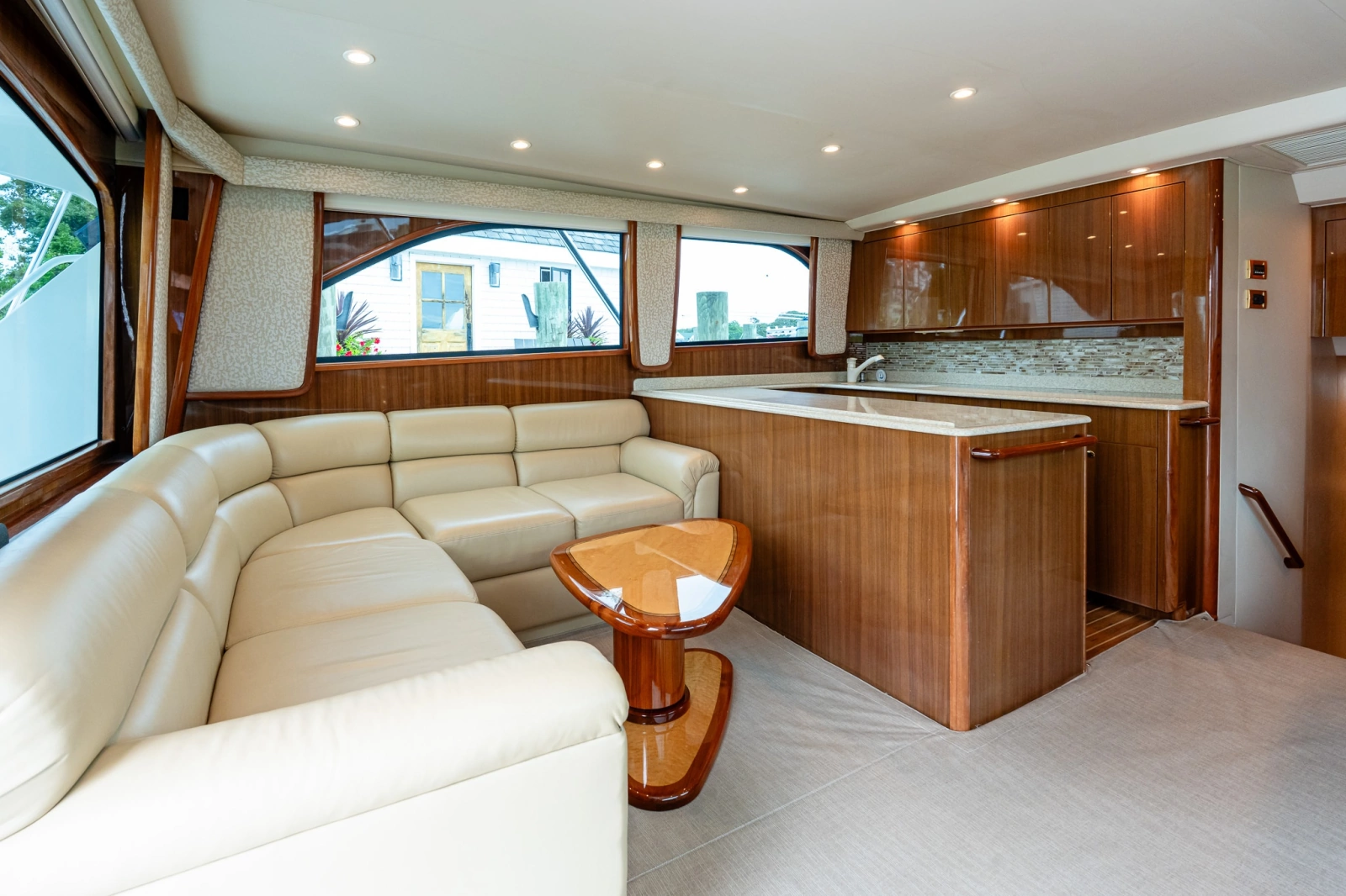 2007 Viking 48 Convertible