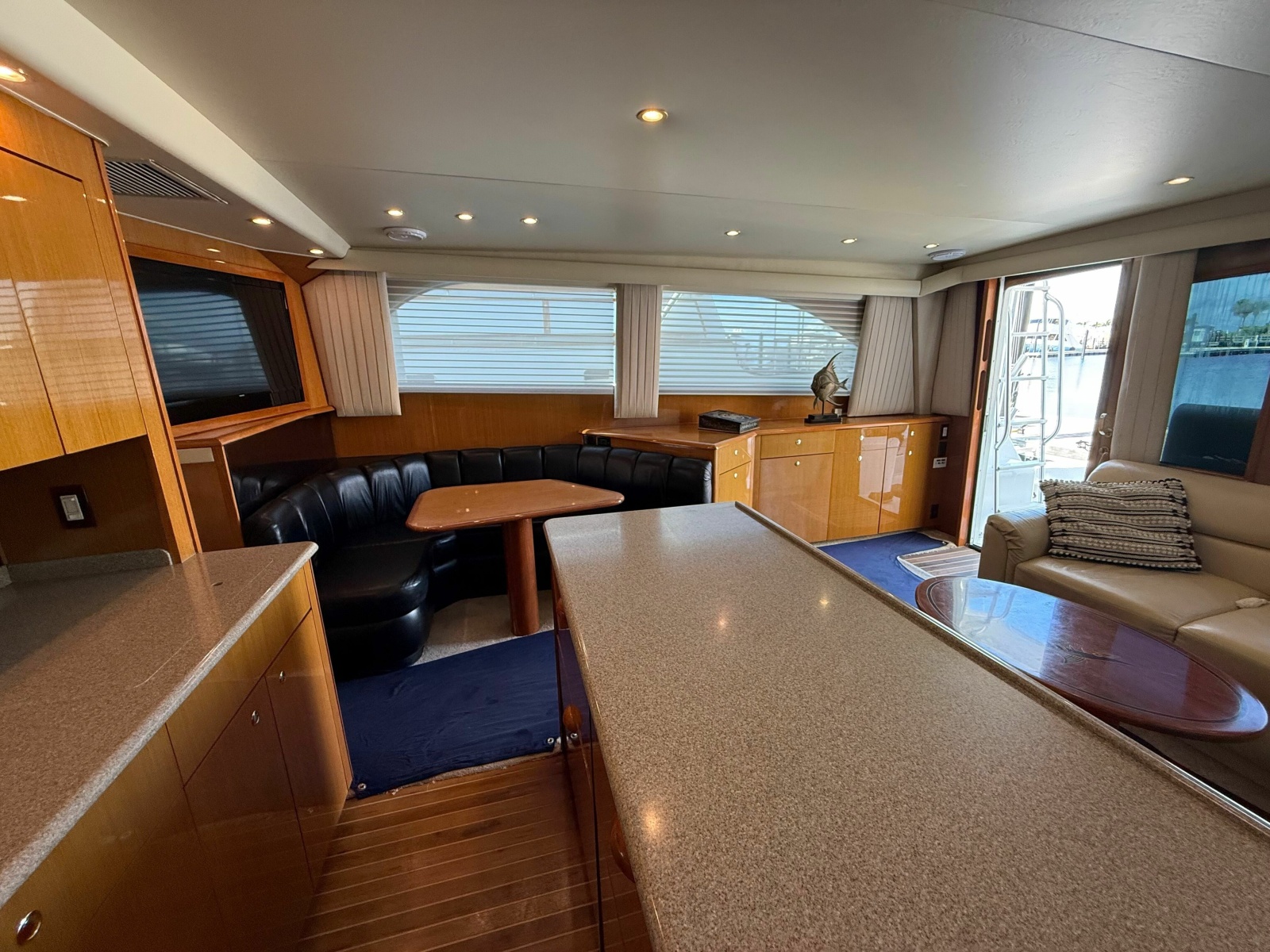 2002 Viking 52 Convertible