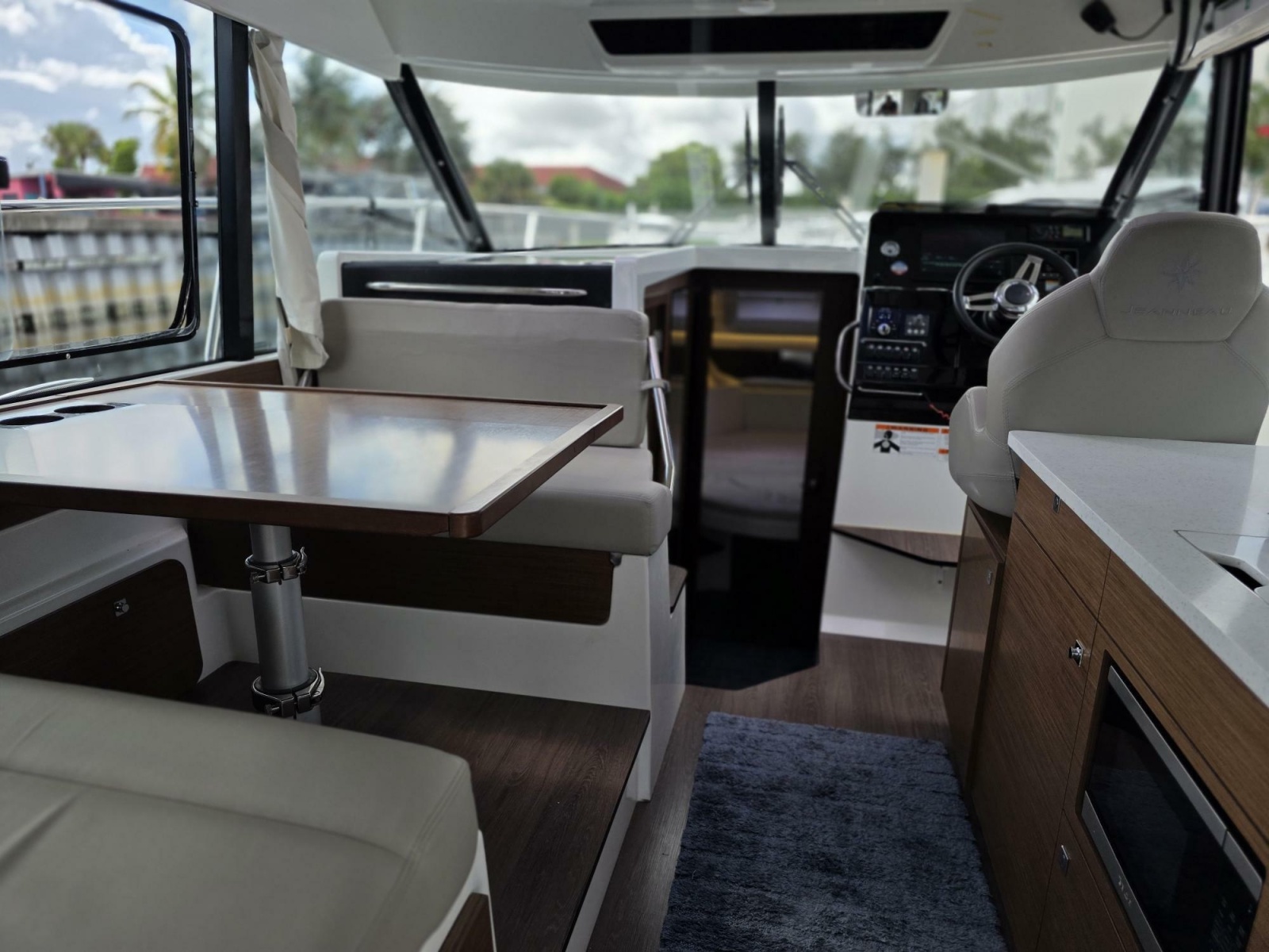 2022 Jeanneau NC 1095