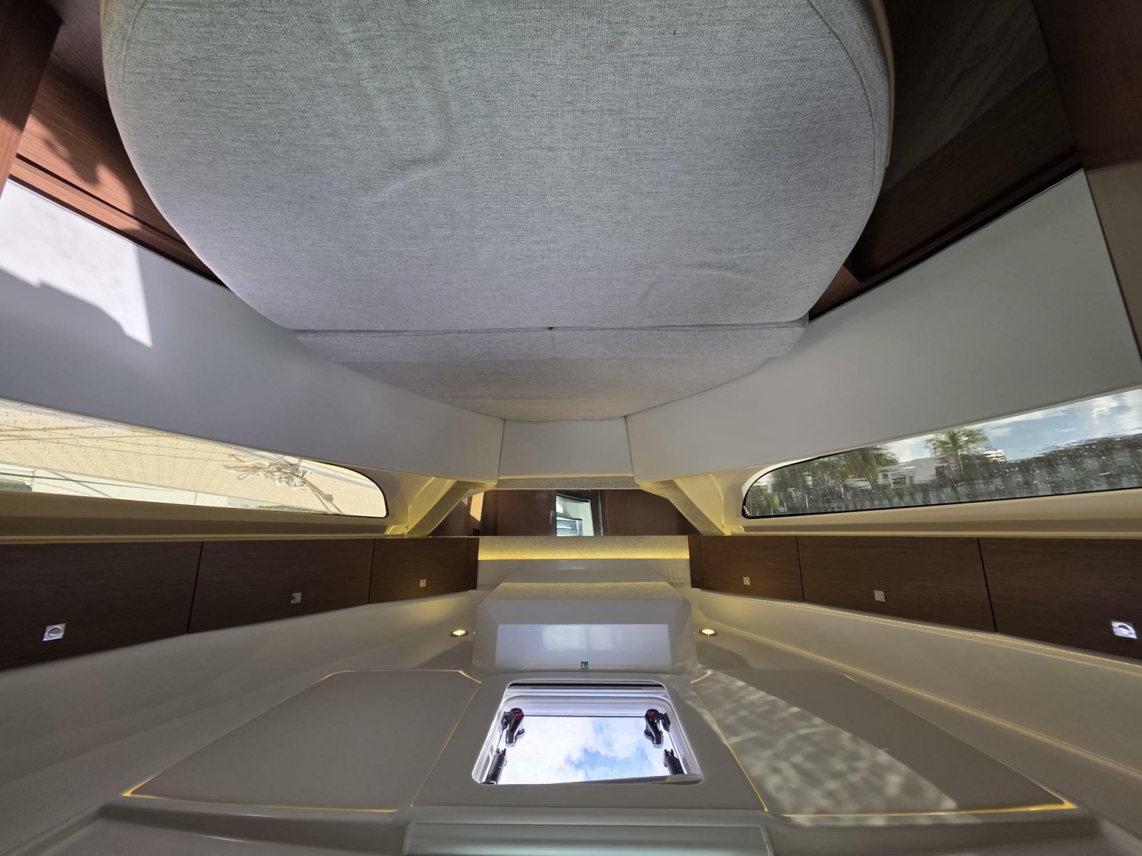 2022 Jeanneau NC 1095