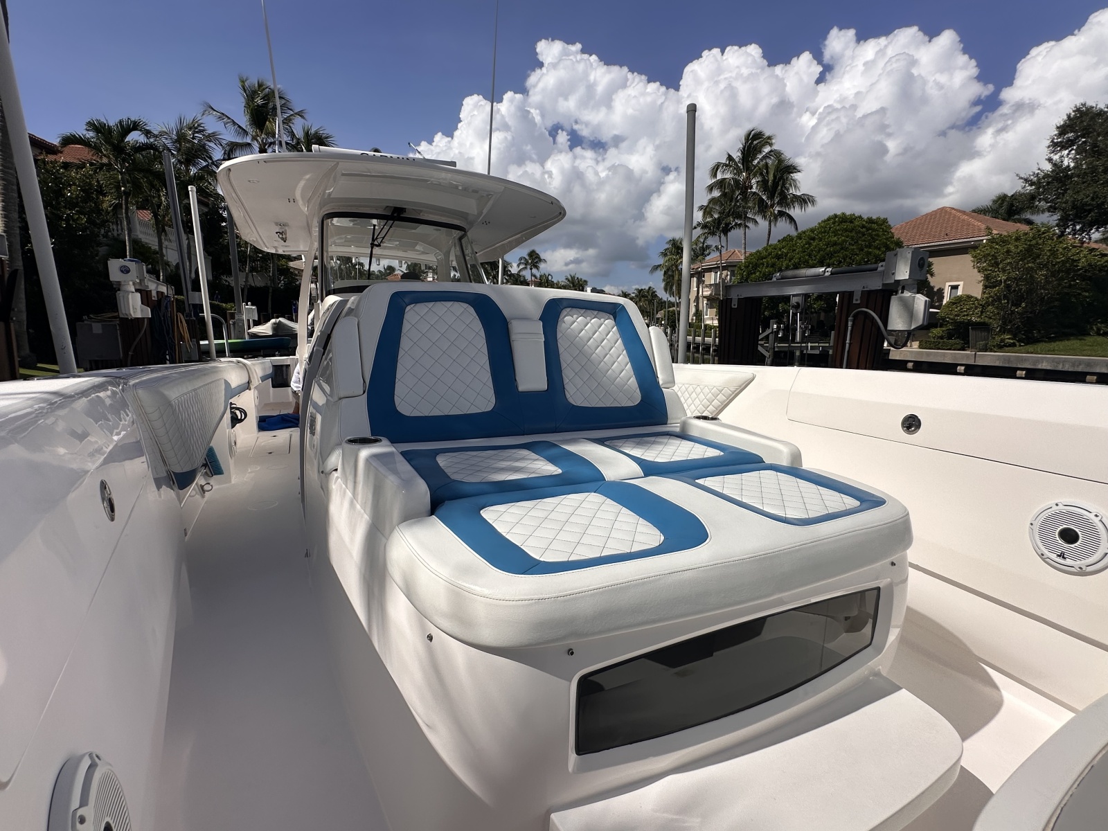 2020 Intrepid 407 Panacea