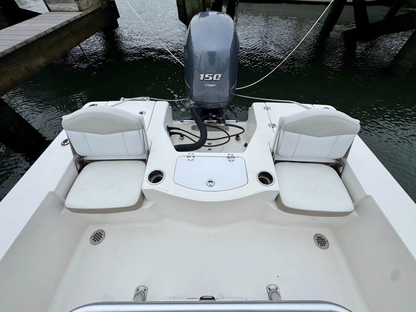 20ft Robalo Yacht For Sale