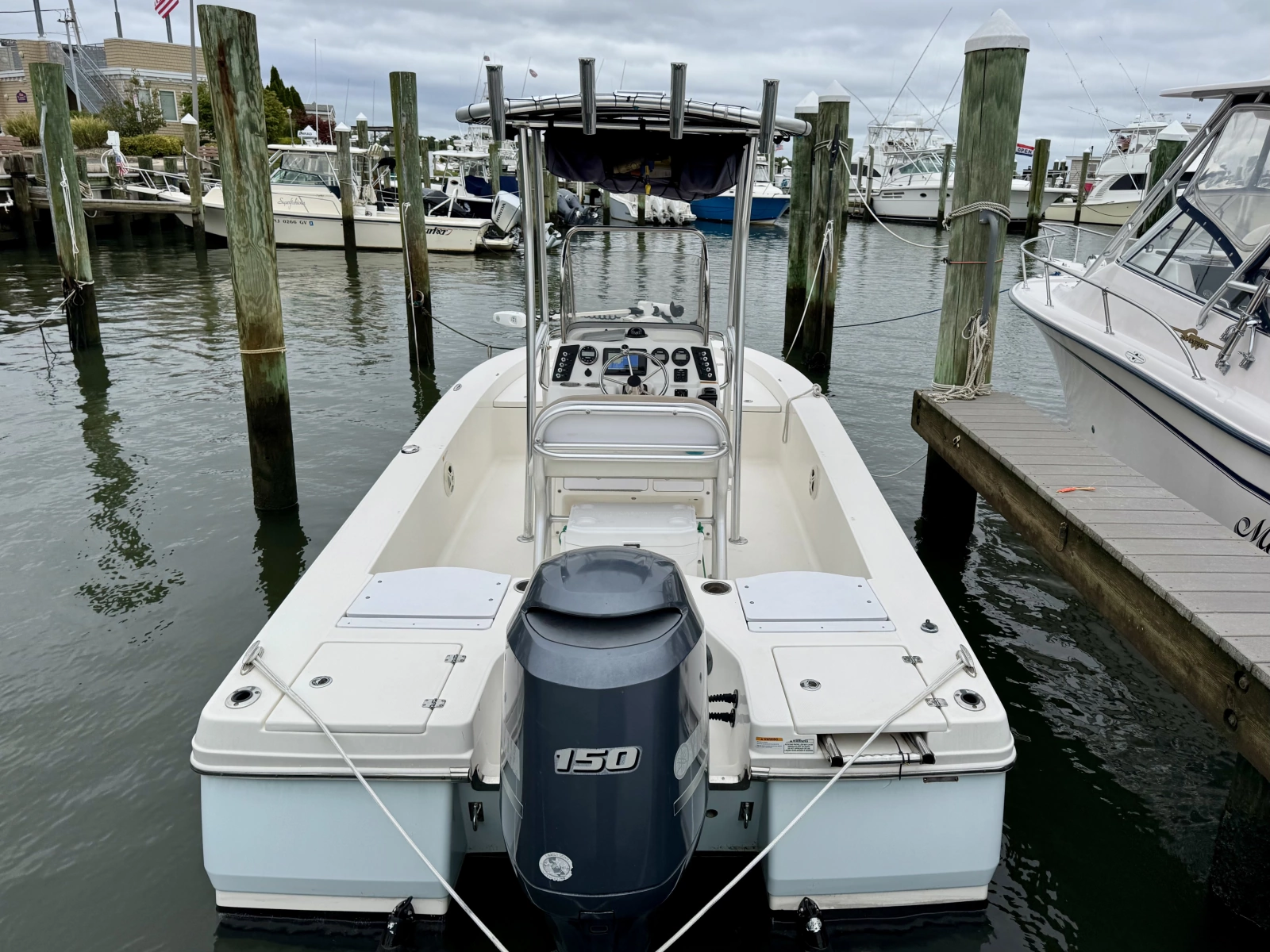 20ft Robalo Yacht For Sale