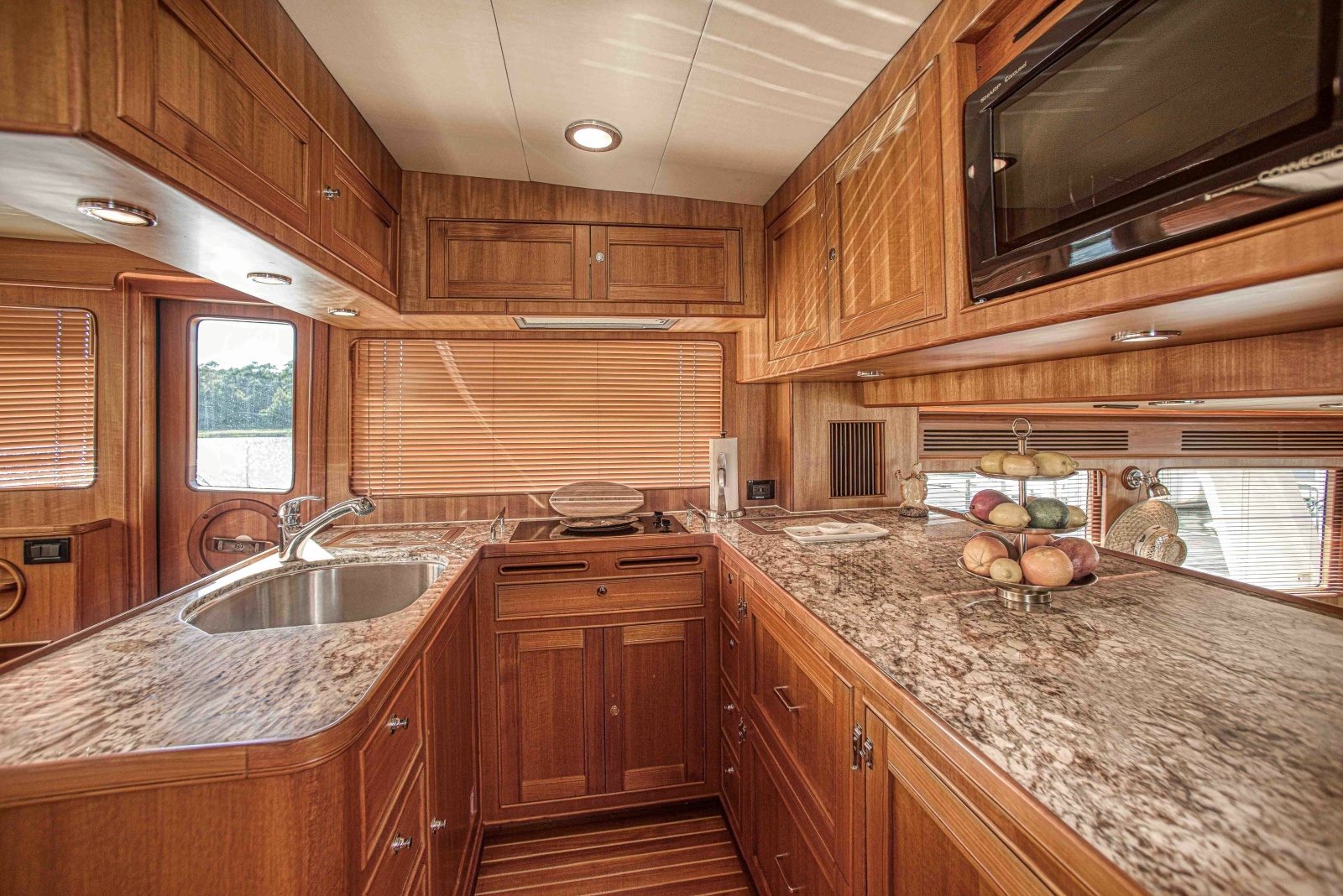 2017 Marlow Explorer 49E