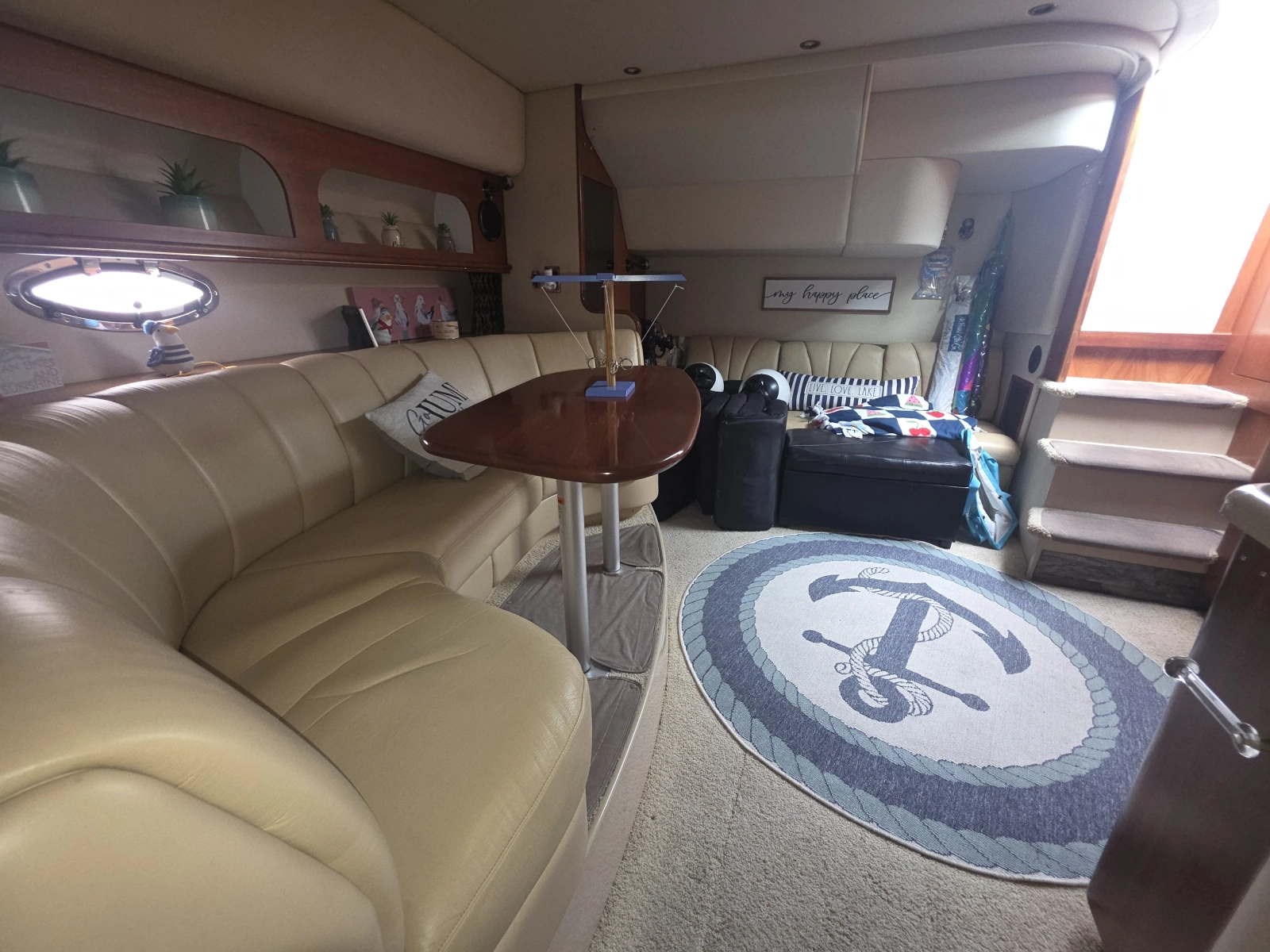 2001 Cruisers Yachts 3572