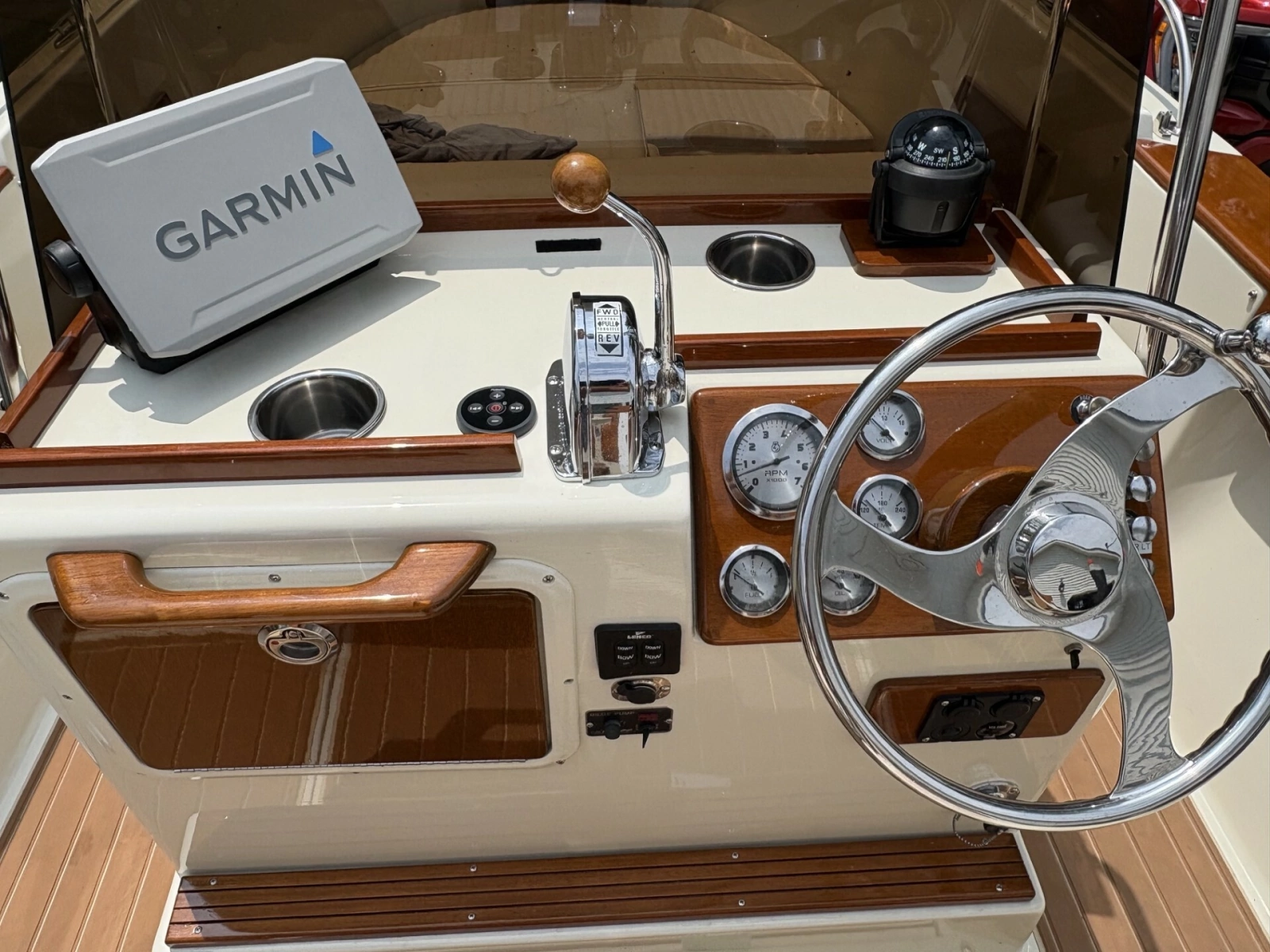 Dory 22ft Chris Craft Yacht For Sale