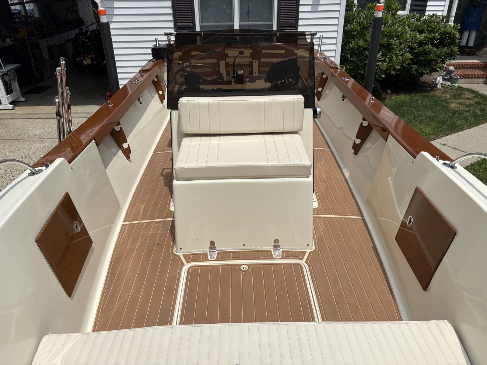 Dory 22ft Chris Craft Yacht For Sale