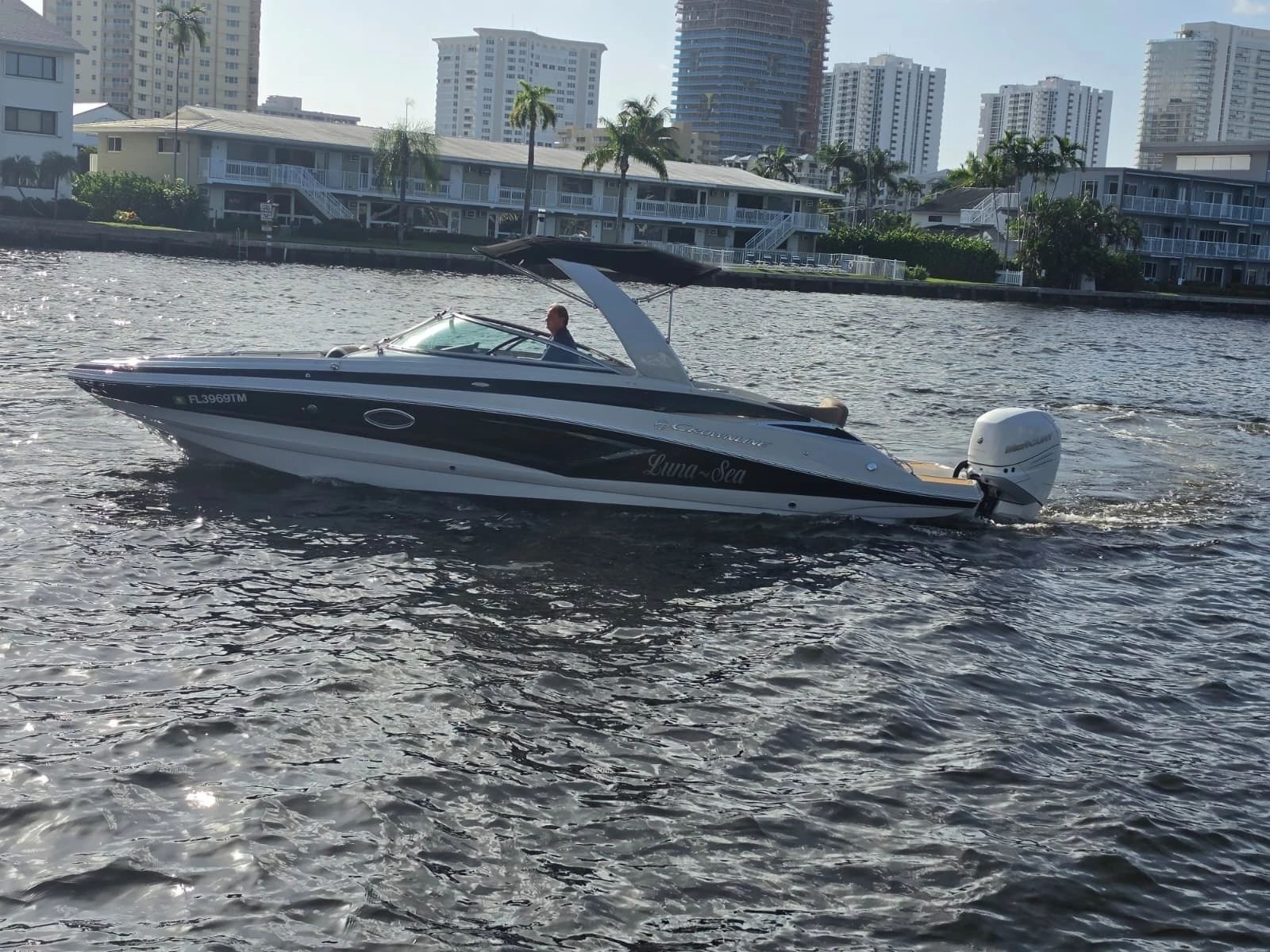 2022 Crownline 