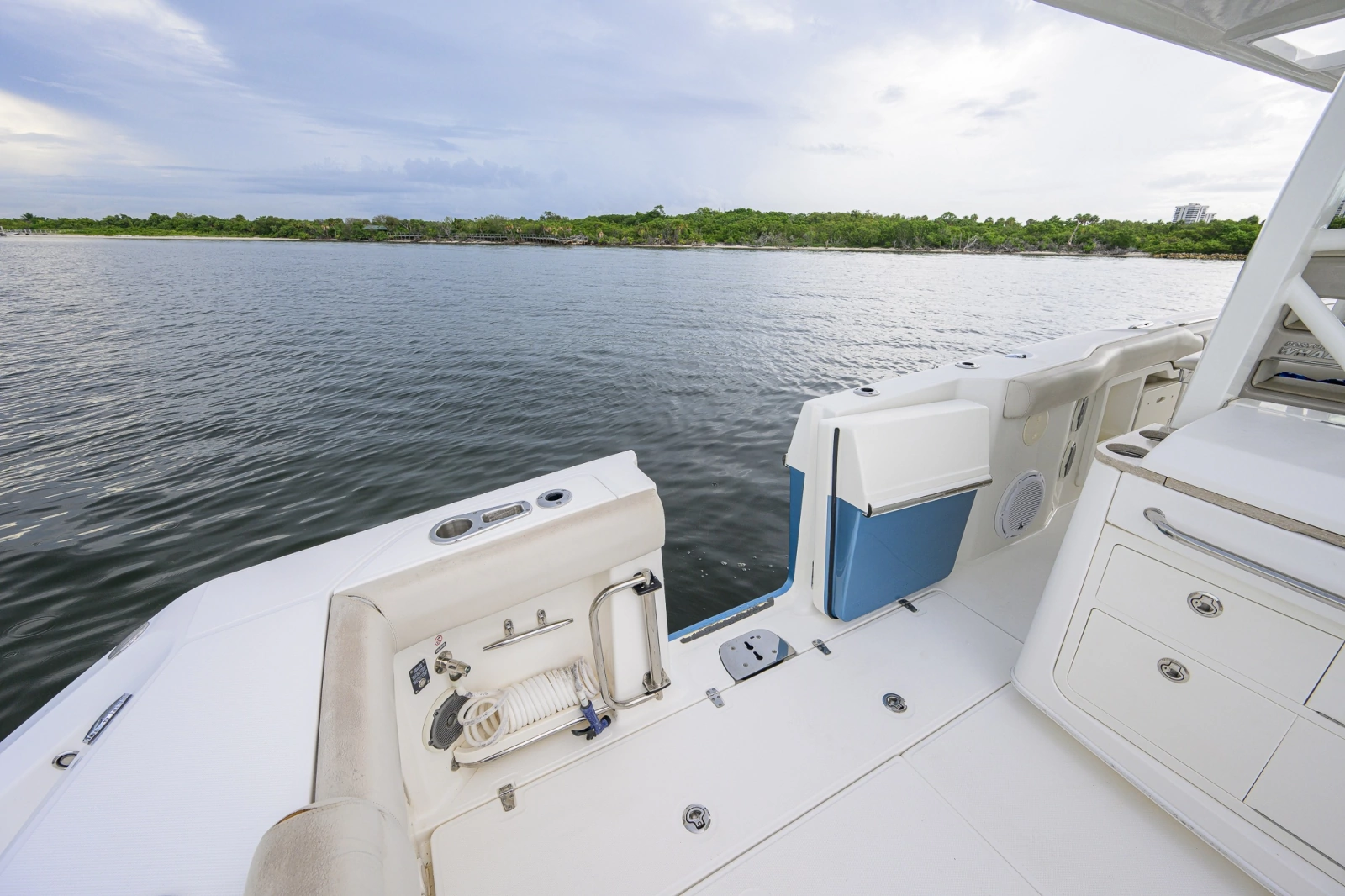 2018 Boston Whaler 380 Outrage