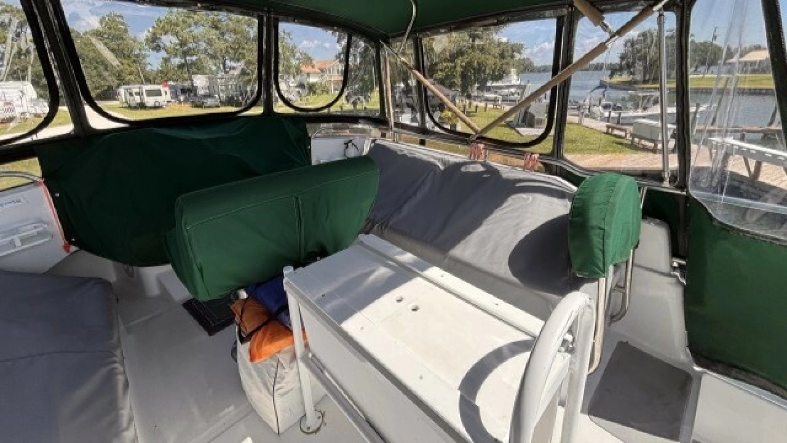 Flybridge Starboard