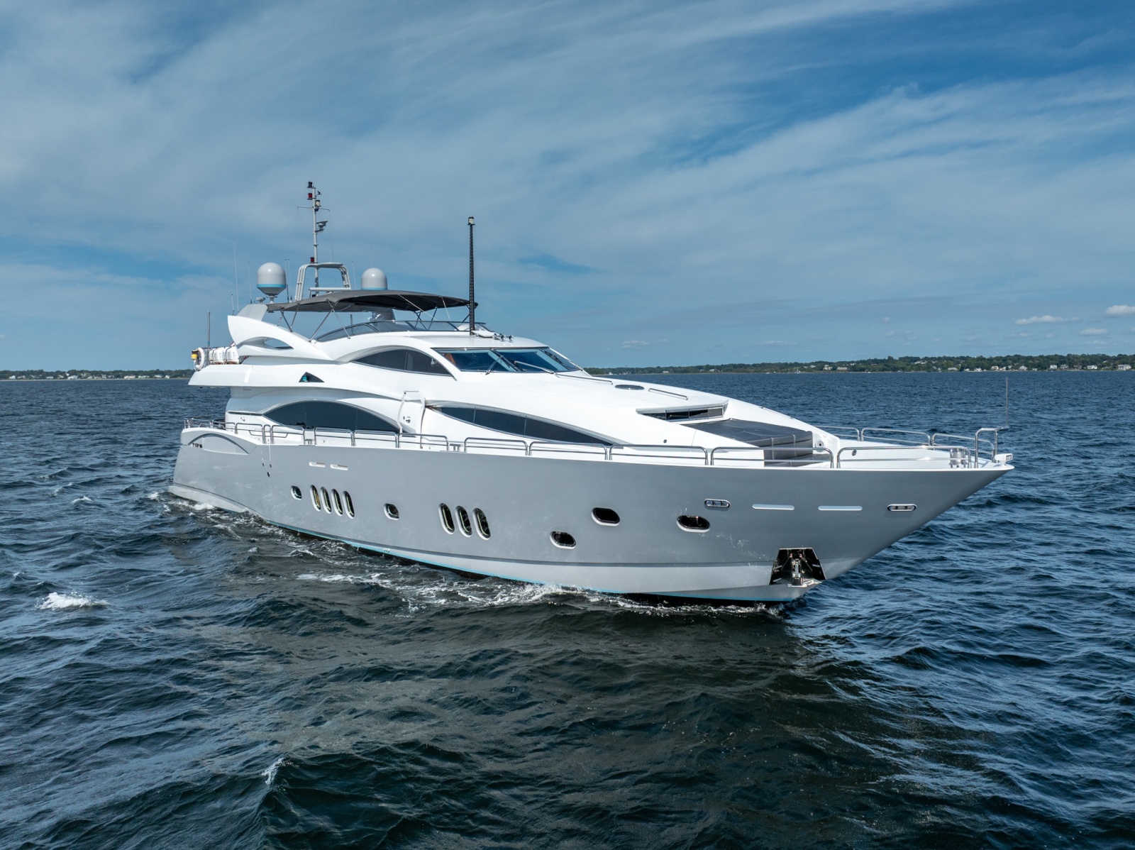 2004 Sunseeker 105 Yacht