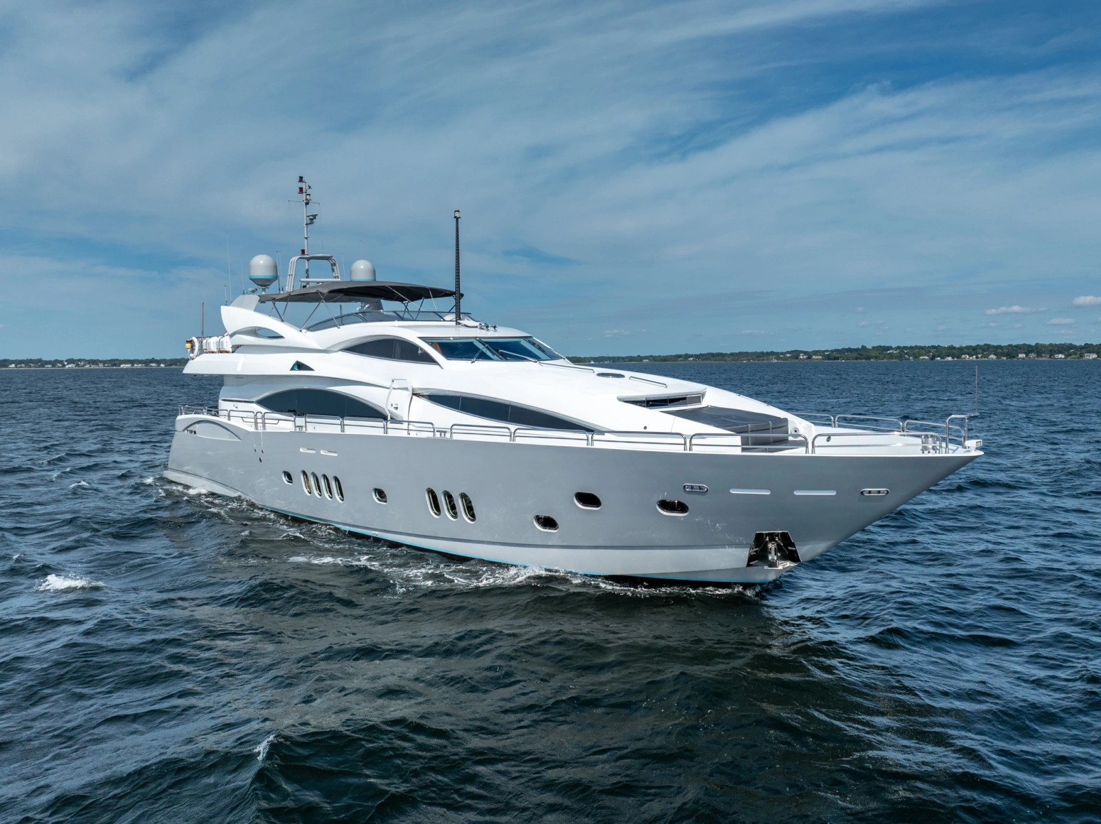 2004 Sunseeker 105 Yacht