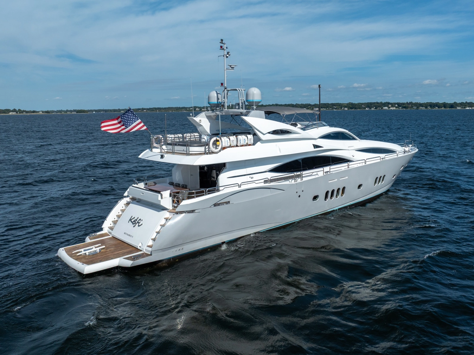 2004 Sunseeker 105 Yacht