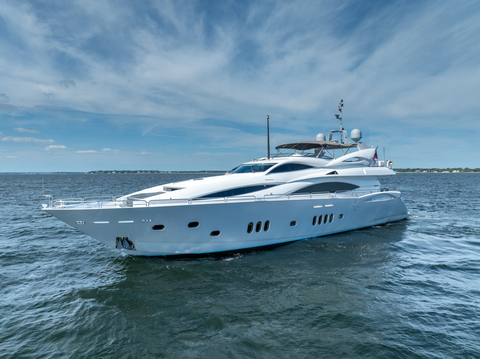 2004 Sunseeker 105 Yacht