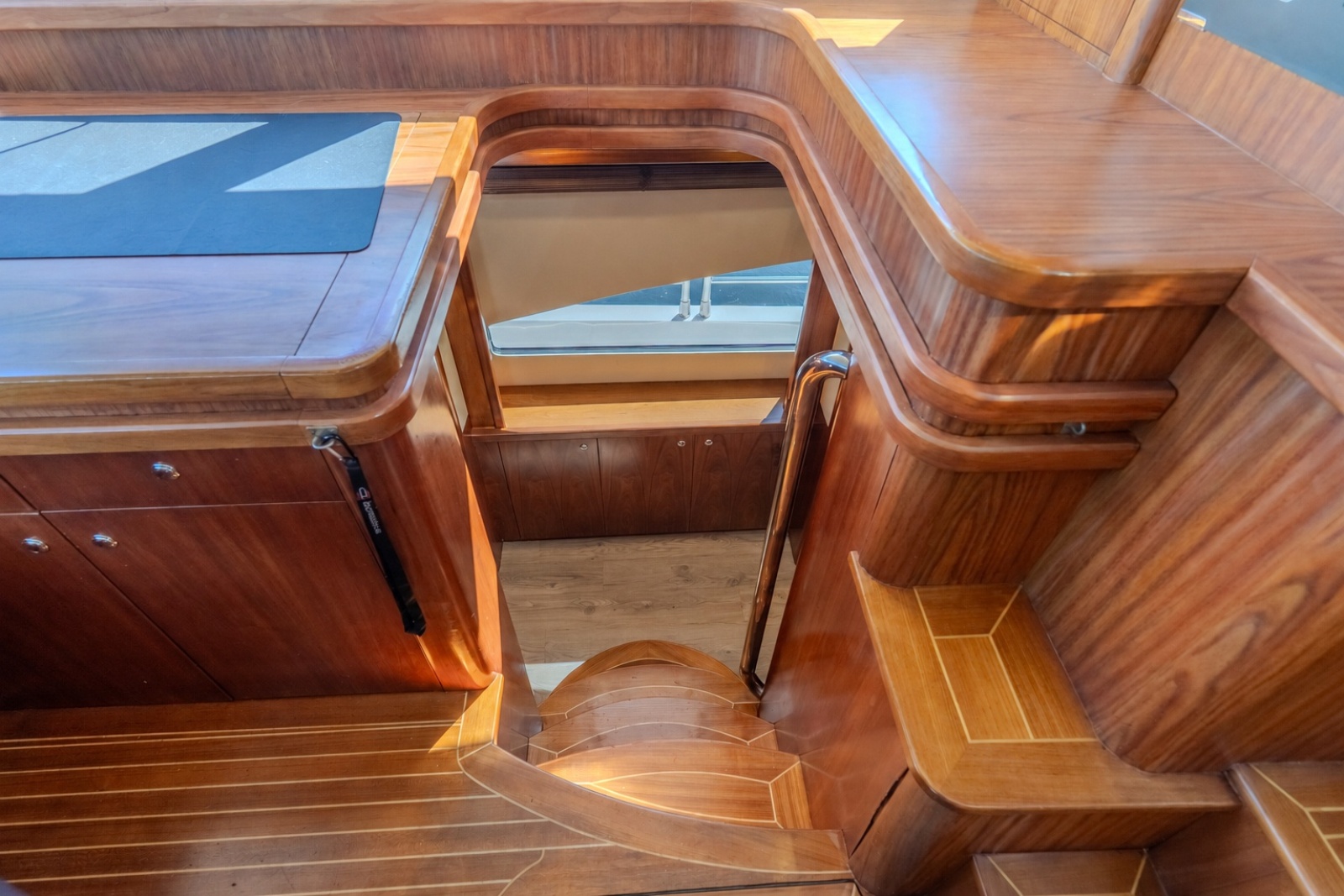 2004 Sunseeker 105 Yacht