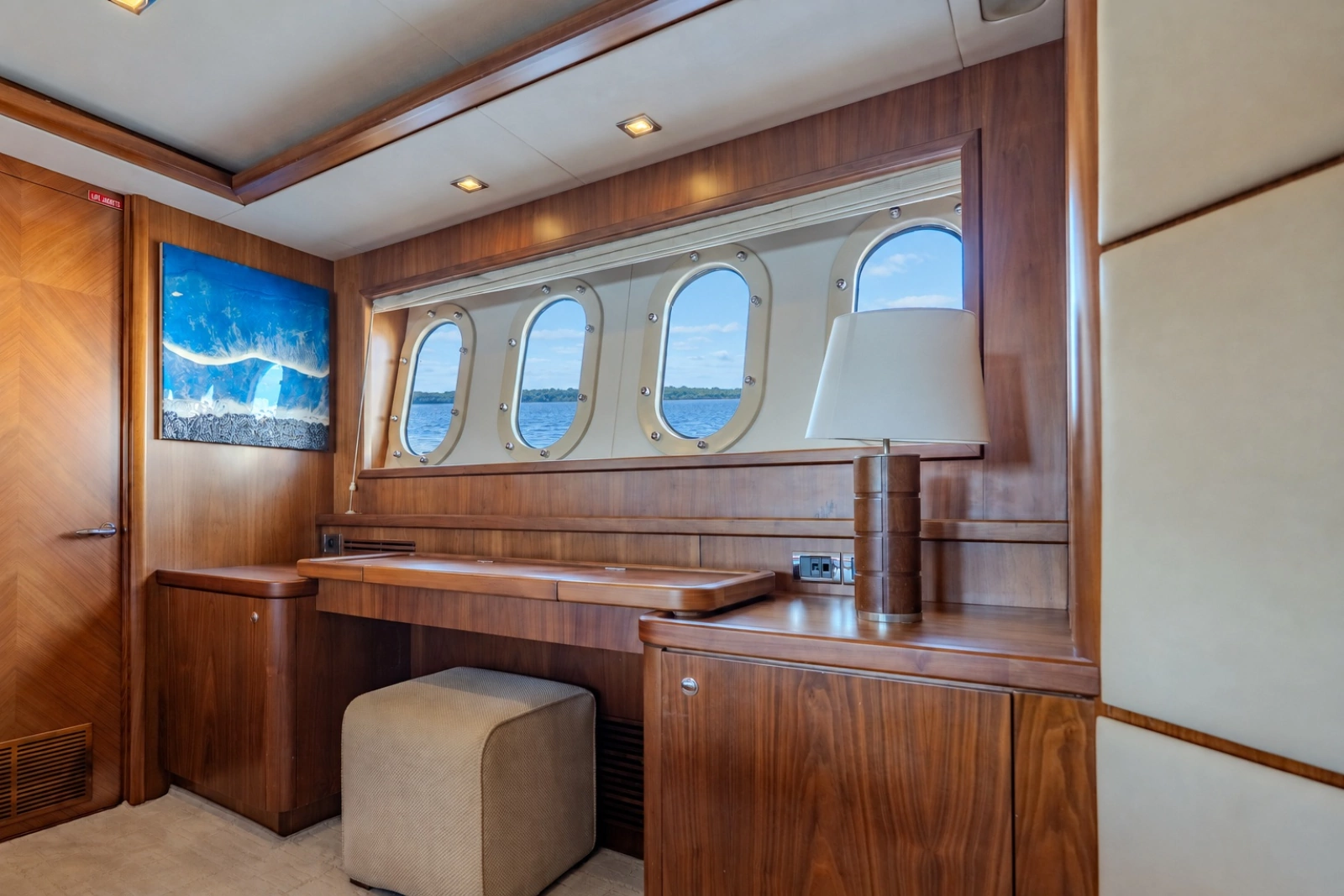 2004 Sunseeker 105 Yacht
