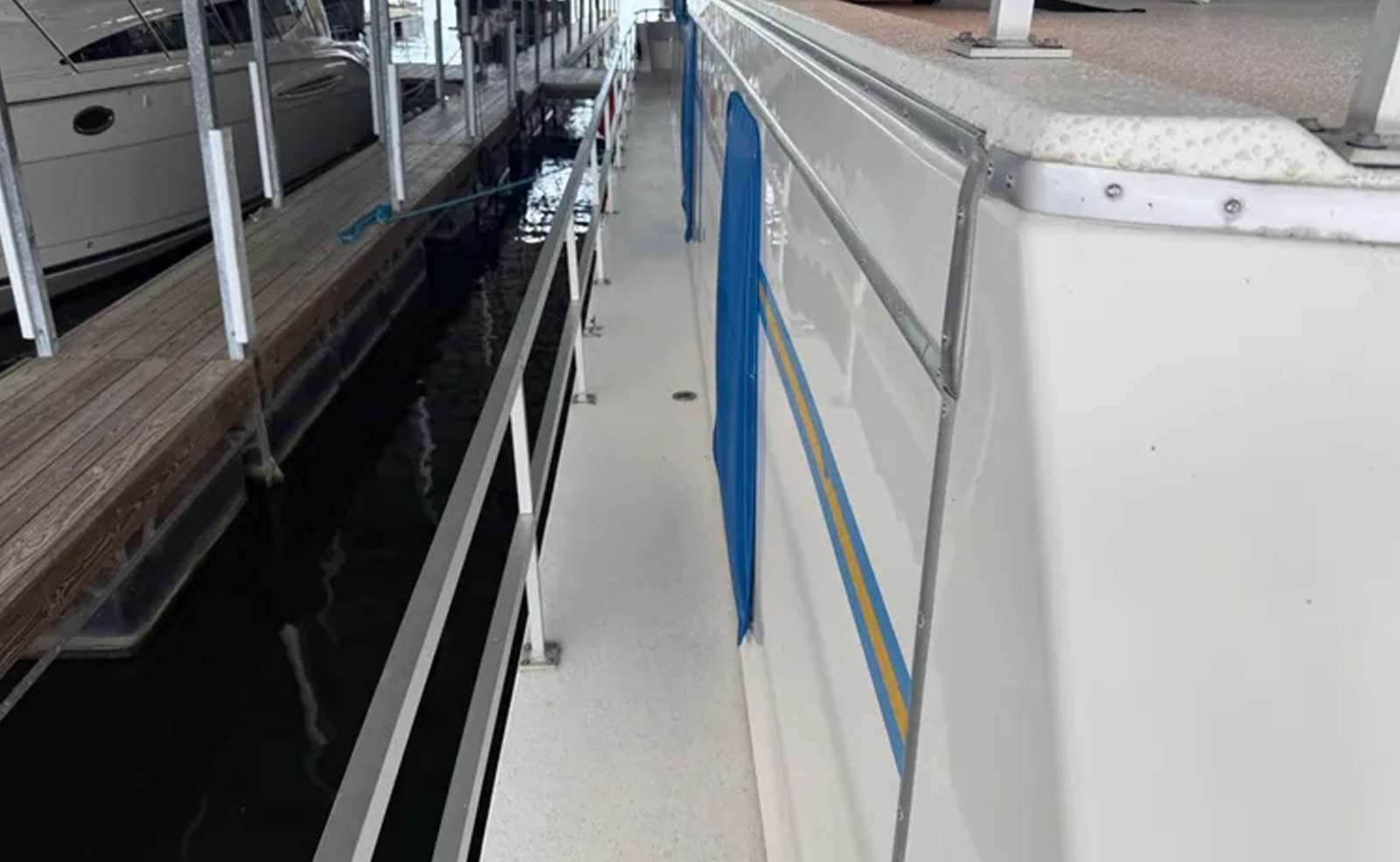 2006 Gibson 5500 LS