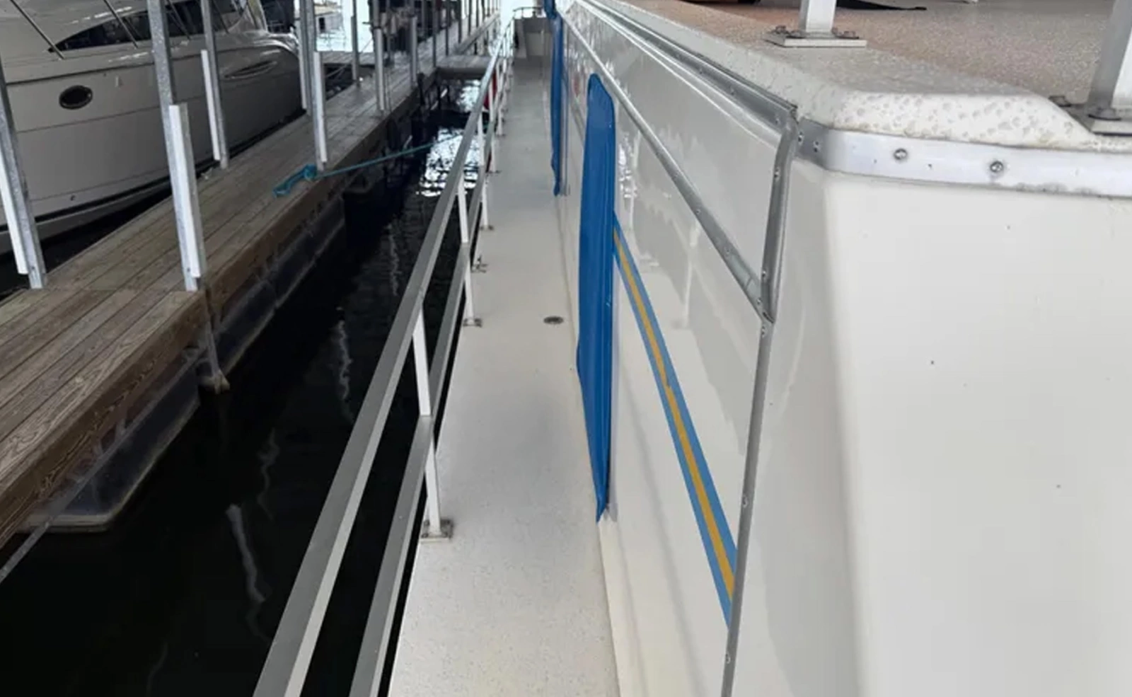 2006 Gibson 5500 LS