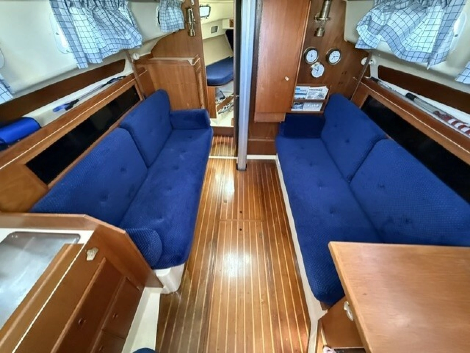1986 Pearson 303