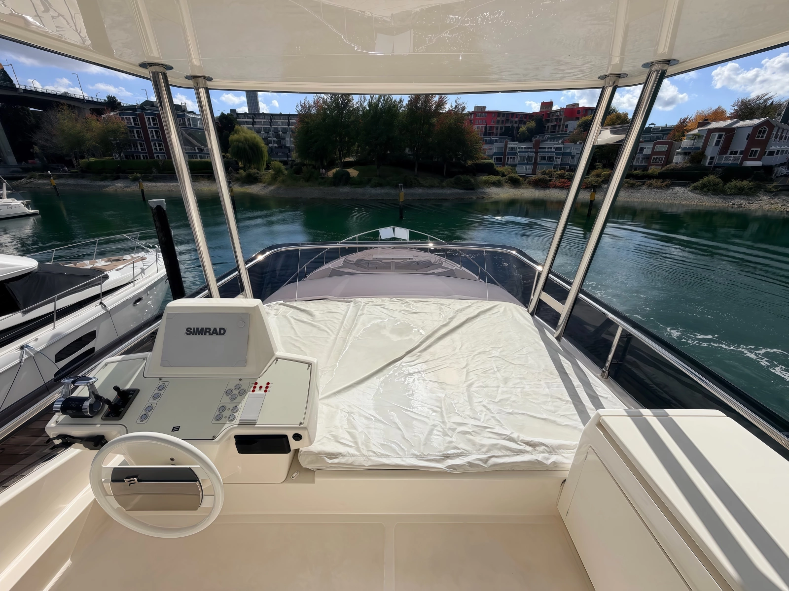2020 Ferretti Yachts 550 Fly