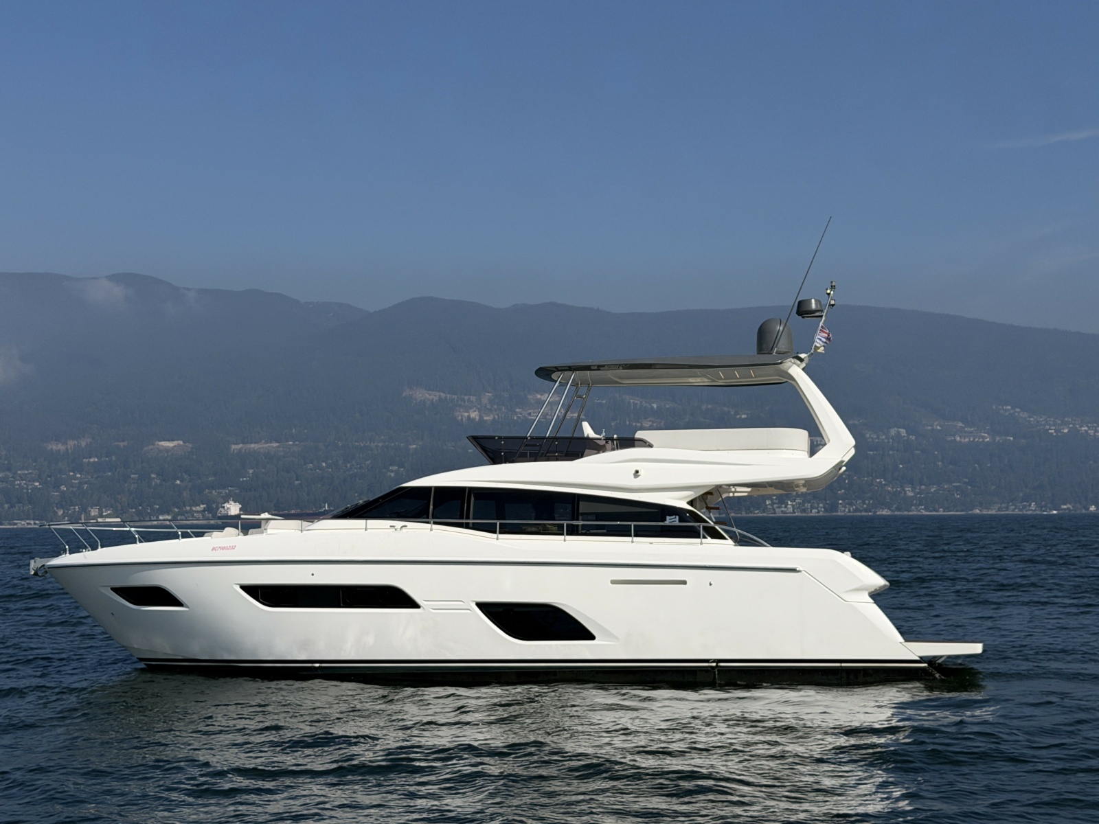 2020 Ferretti Yachts 550 Fly