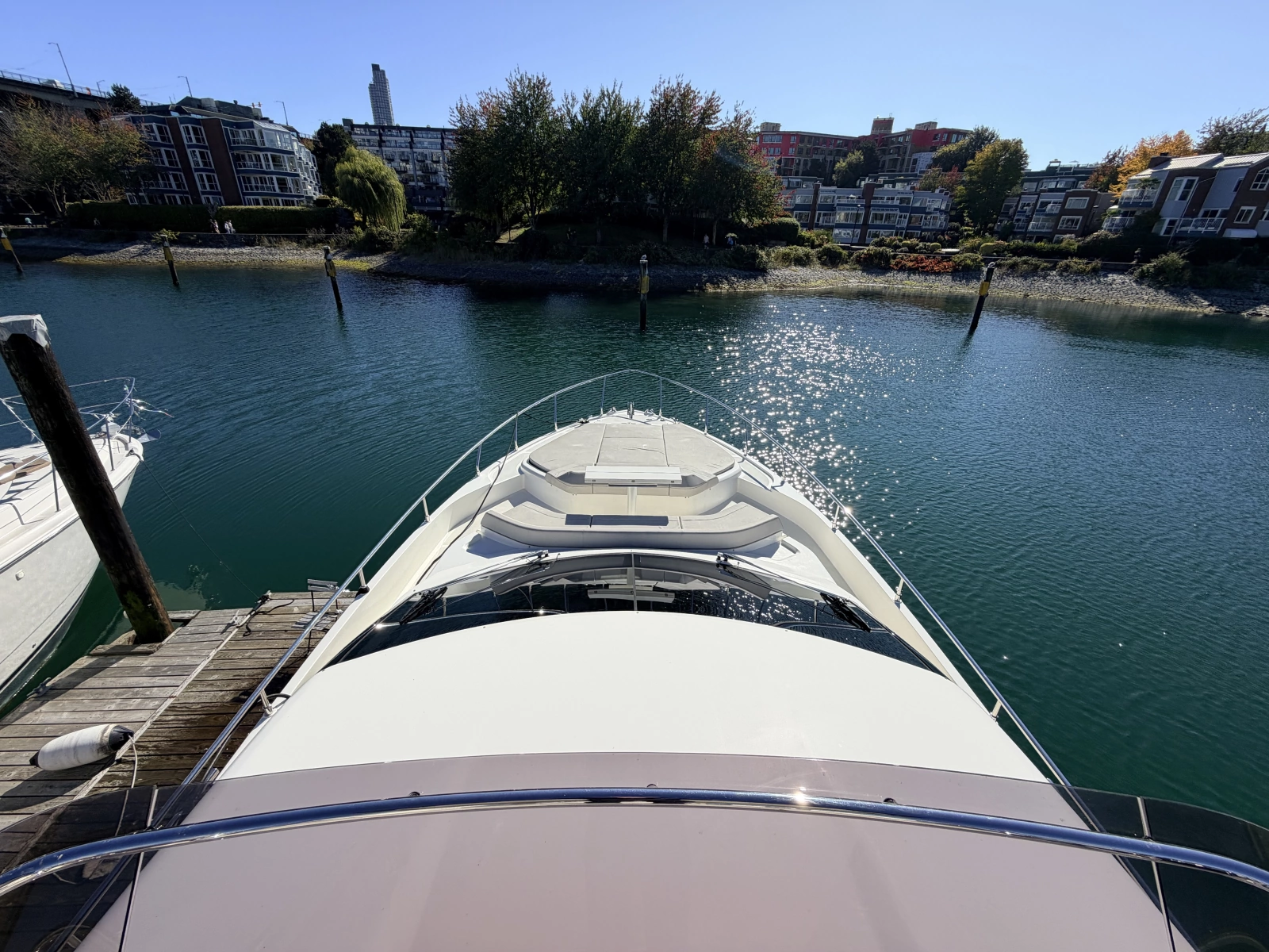 2020 Ferretti Yachts 550 Fly