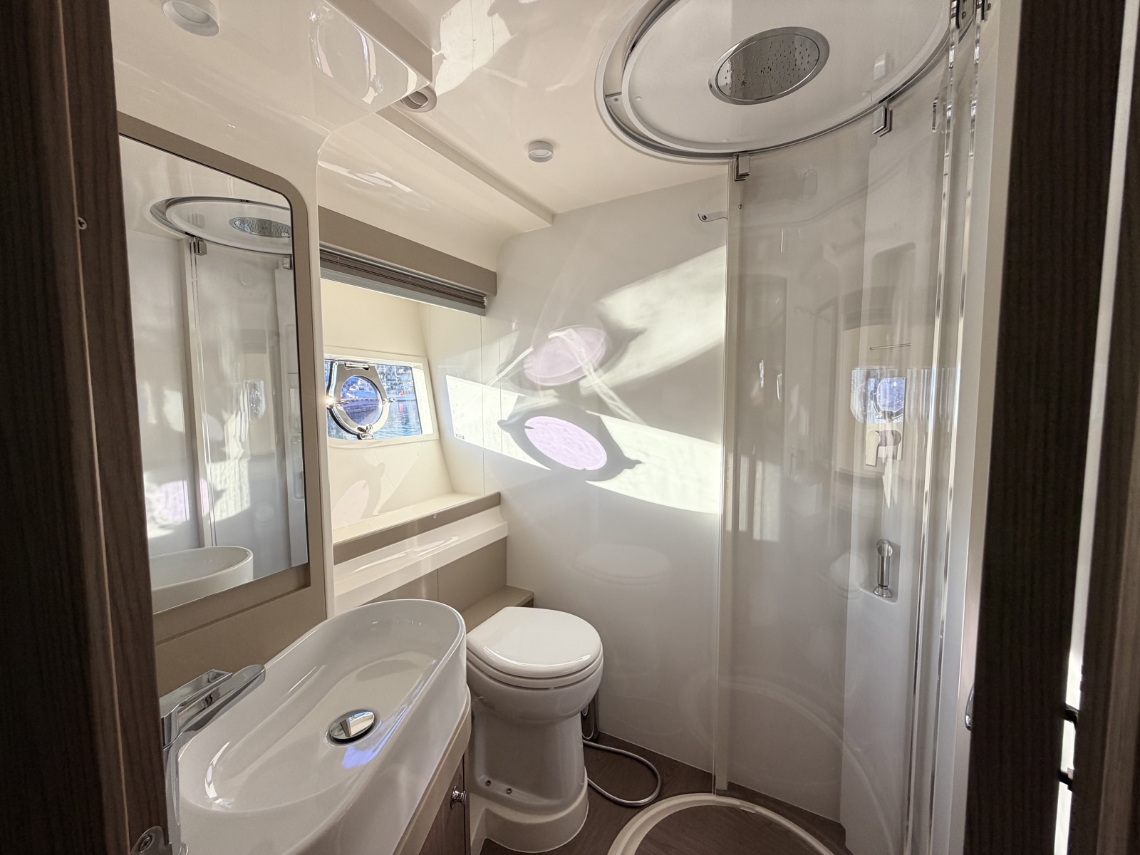 2020 Ferretti Yachts 550 Fly